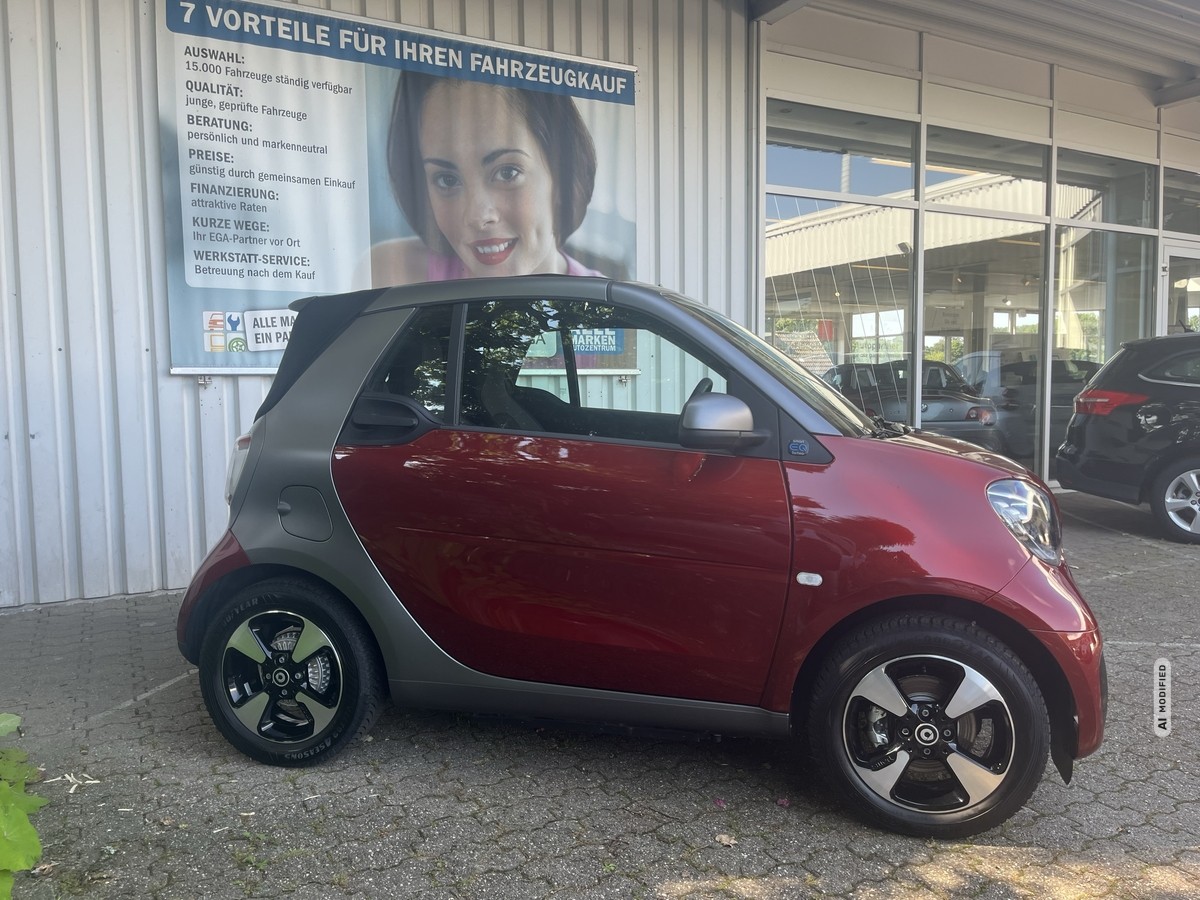 Smart ForTwo EQ cabrio*EXCLUSIVE*22kW*9TKM*CAM*MEDIA*ALLW*LED*SHZ*