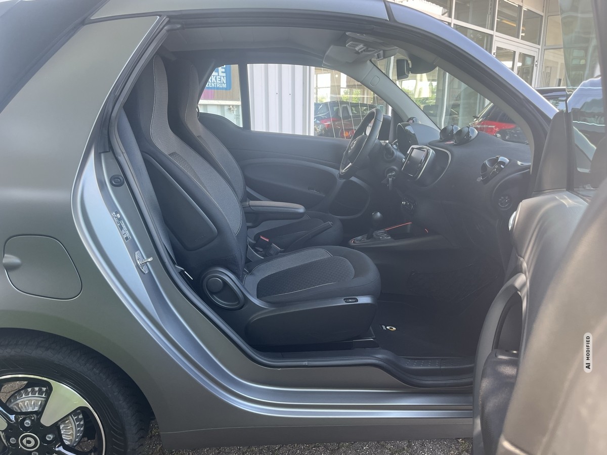 Smart ForTwo EQ cabrio*EXCLUSIVE*22kW*9TKM*CAM*MEDIA*ALLW*LED*SHZ*