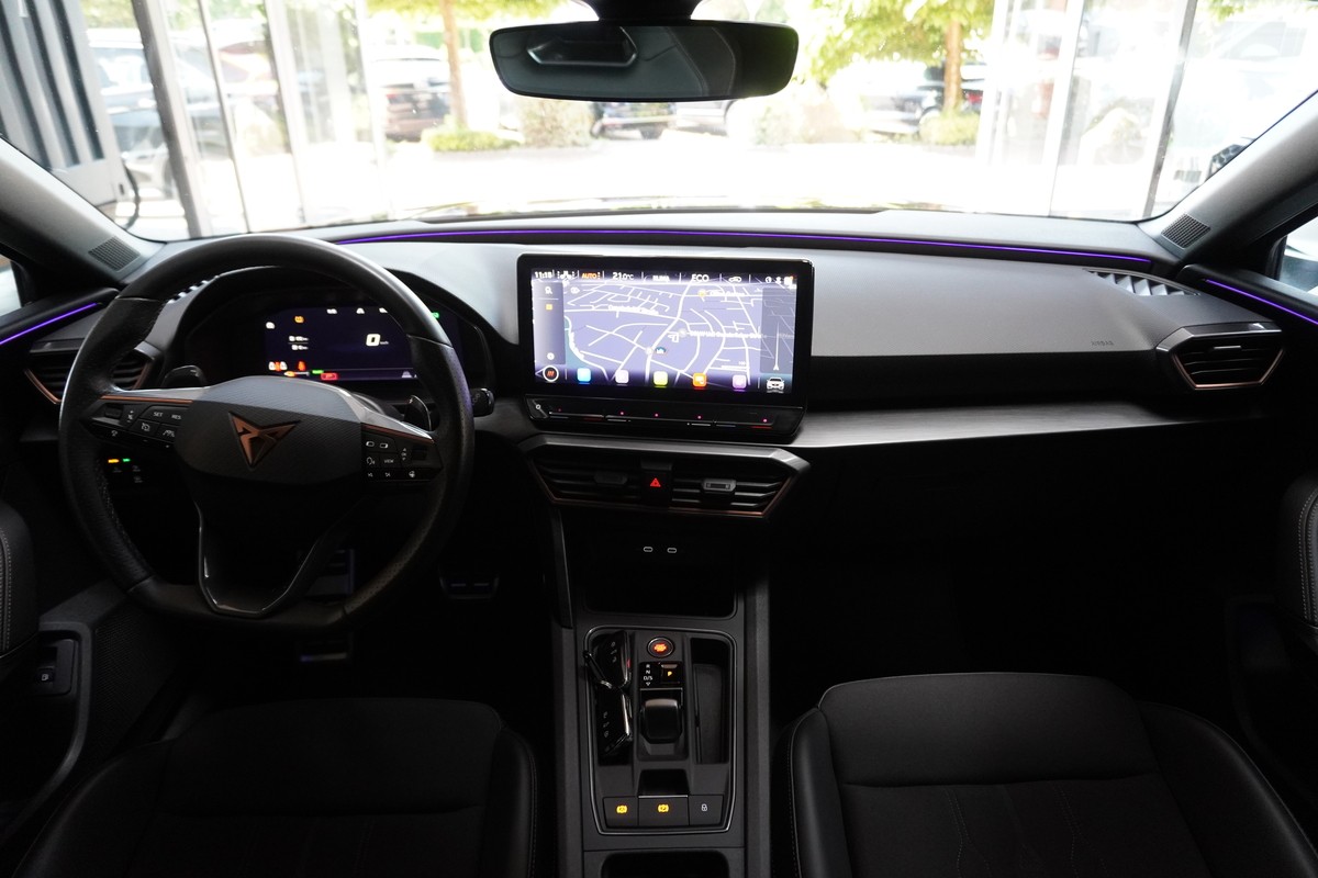 Cupra Leon Sportstourer 1.4 e-HYBRID LED ACC R.Cam