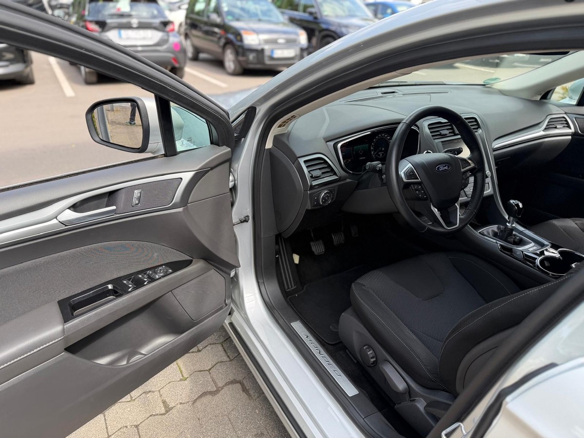 Ford Mondeo Titanium ohne Adblue- PDC,Xenon, Klima,SYNC, Allwette