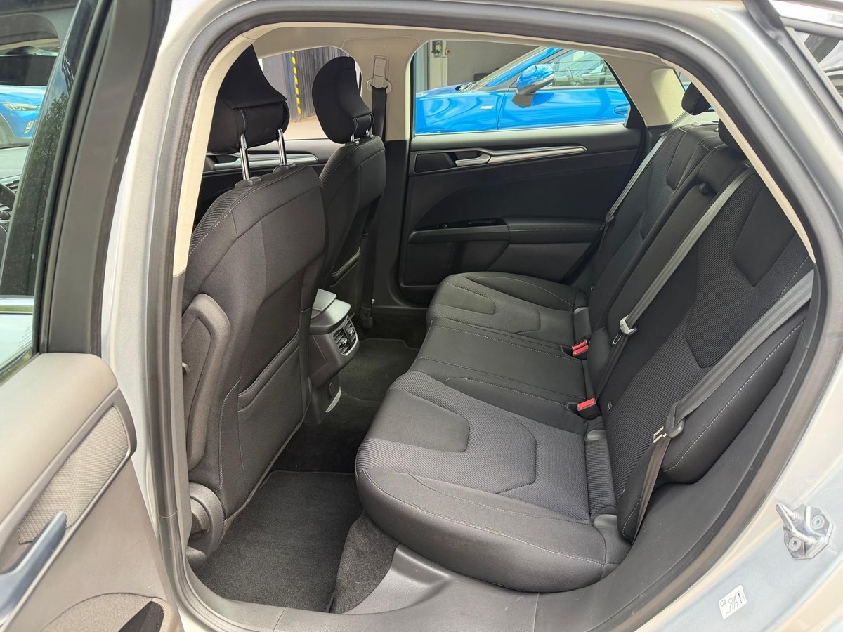 Ford Mondeo Titanium ohne Adblue- PDC,Xenon, Klima,SYNC, Allwette