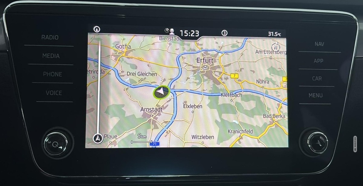 Skoda Superb Combi 2.0 TDI LED* SHZ* AHZV* DSG*
