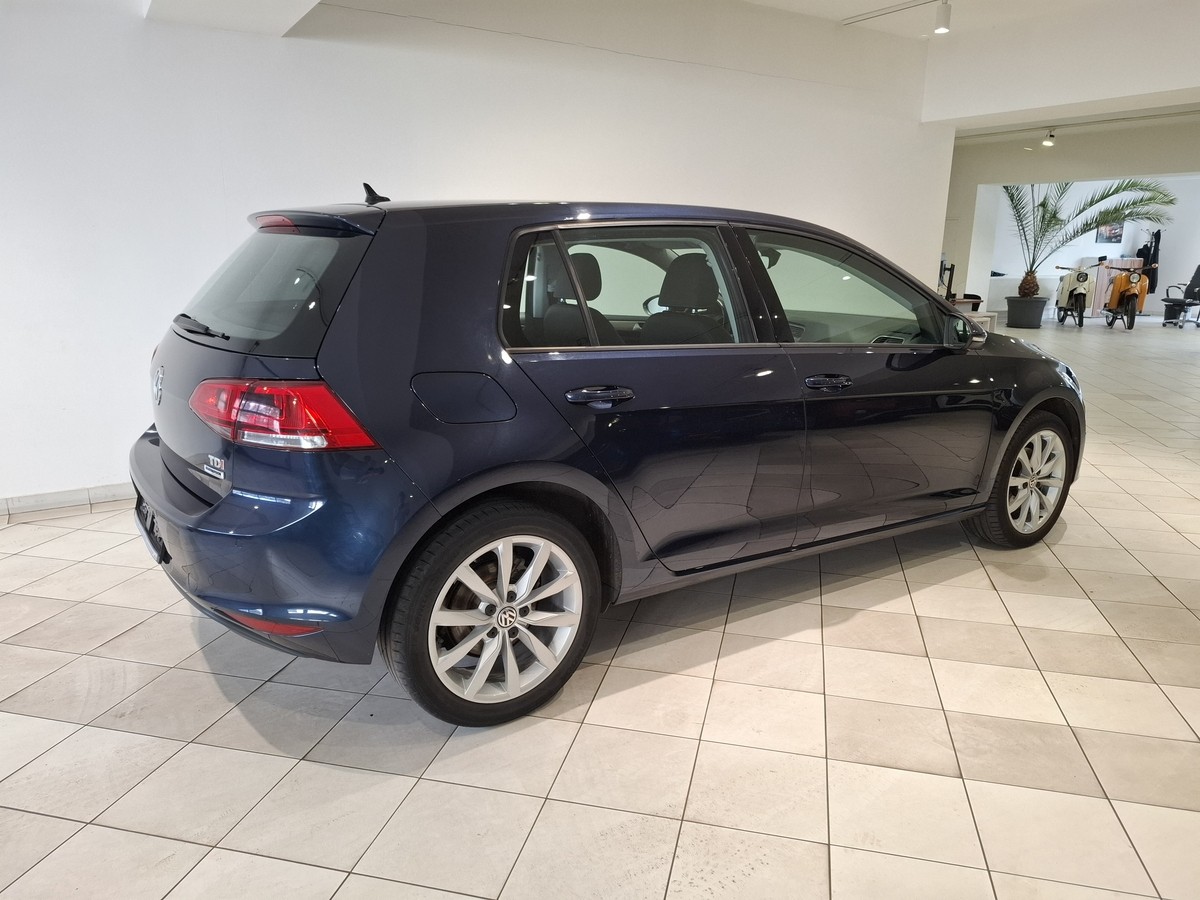 Volkswagen Golf 1.6 TDI DSG Highline Navi Xenon Kamera