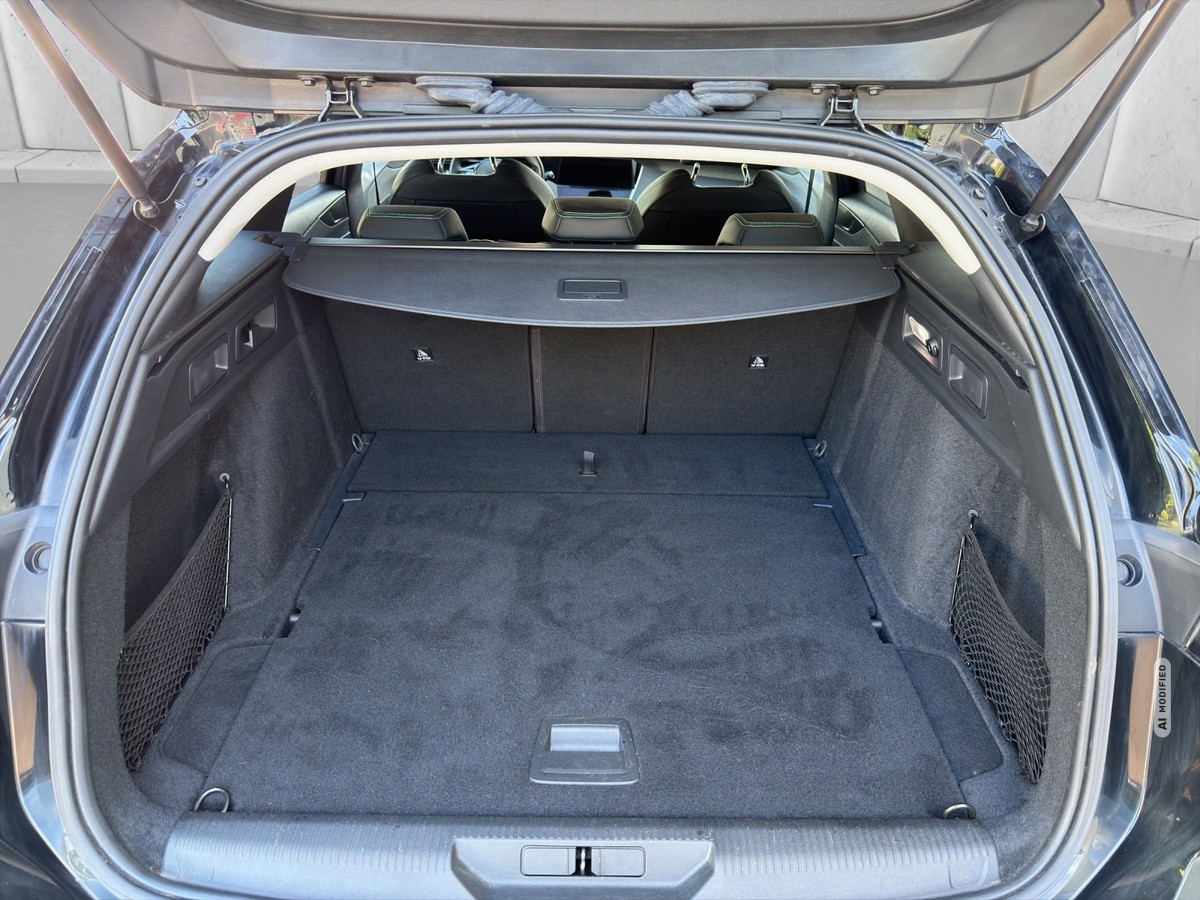 Peugeot 308 SW Allure PureTech 130  Automatik Navi*LED*360° 
