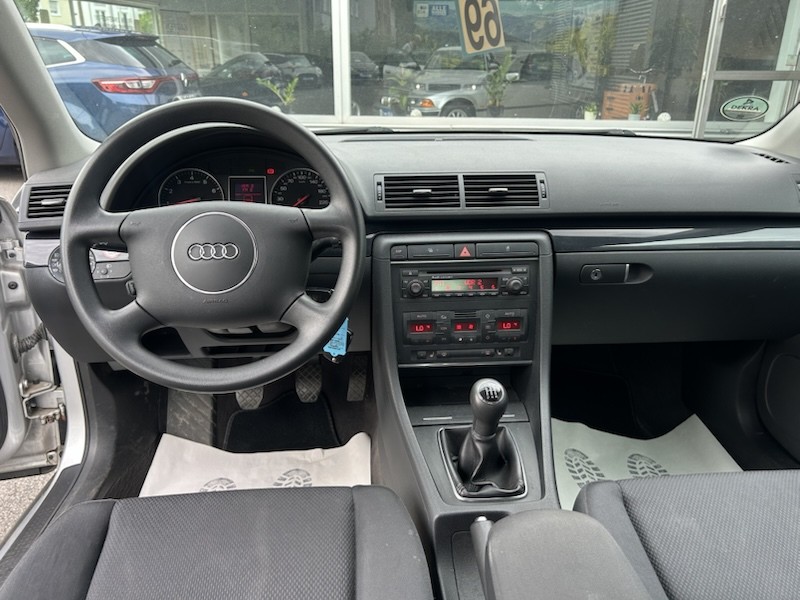 Audi A4 1.6 LIM KLIMA*RCD*SHZG*TEMPOMAT*ALU*PDC