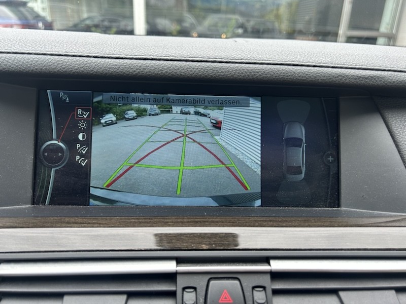 BMW 730D AUTOMATIK INNOVATIONSPAKET*SSD*HEAD-UP*R-CAM     