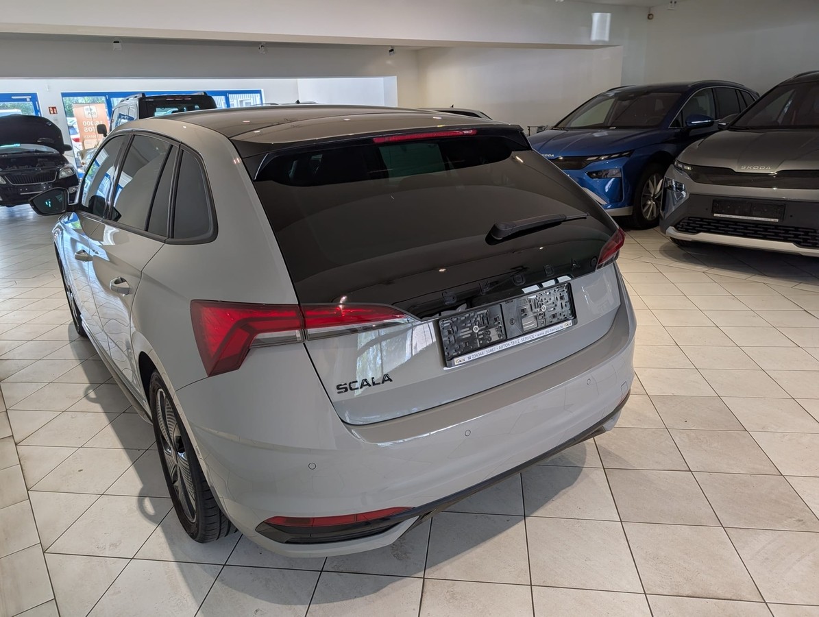 Skoda Scala 1.5TSI DSG Monte Carlo PANO AHK ACC