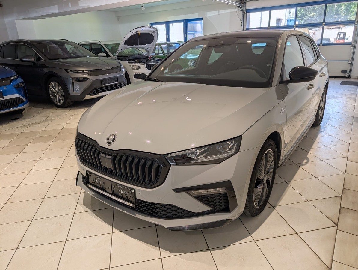 Skoda Scala 1.5TSI DSG Monte Carlo PANO AHK ACC