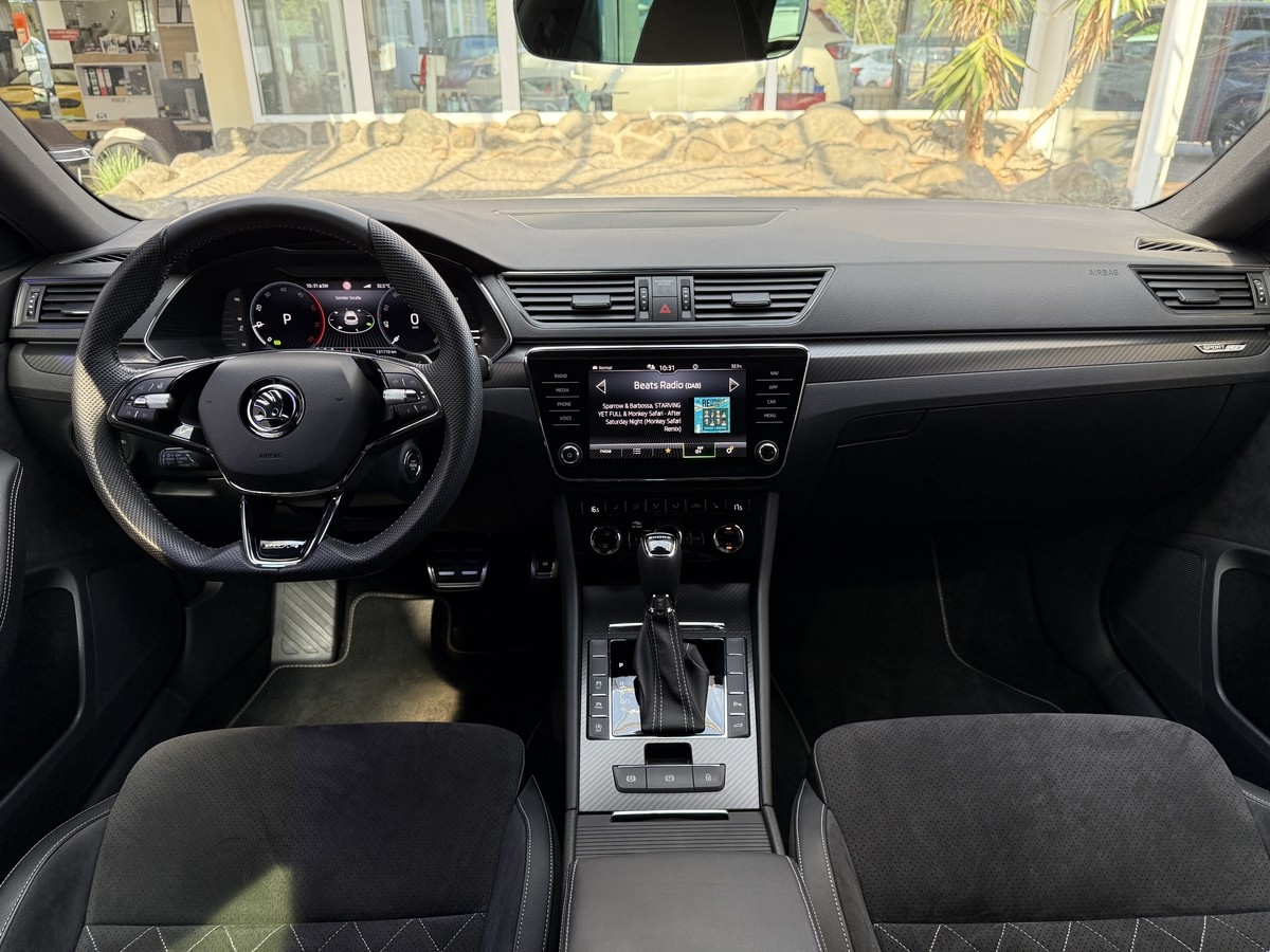 Skoda Superb Combi 2.0 TDI Sportline (EURO 6d) 