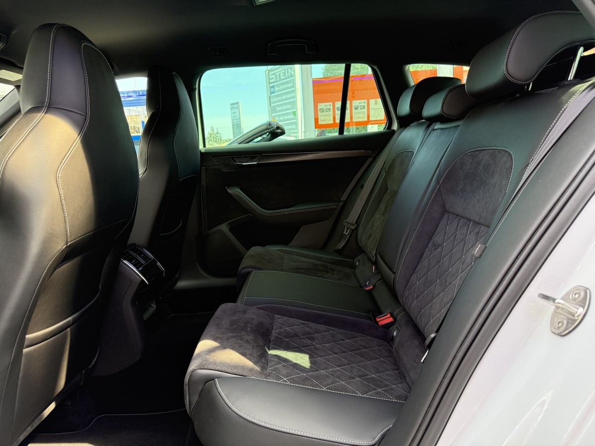 Skoda Superb Combi 2.0 TDI Sportline (EURO 6d) 