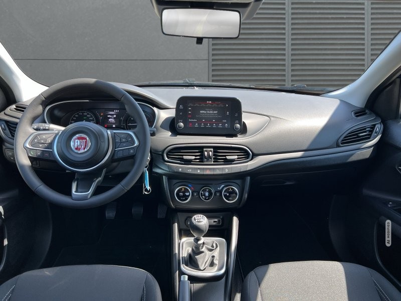 Fiat Tipo 1.6 M-Jet Diesel Urban RFK+LED+DAB