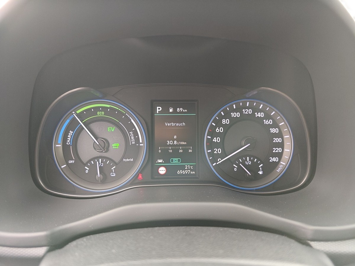 Hyundai KONA HEV Premium Navi Sitzpaket ASCC Schiebedach