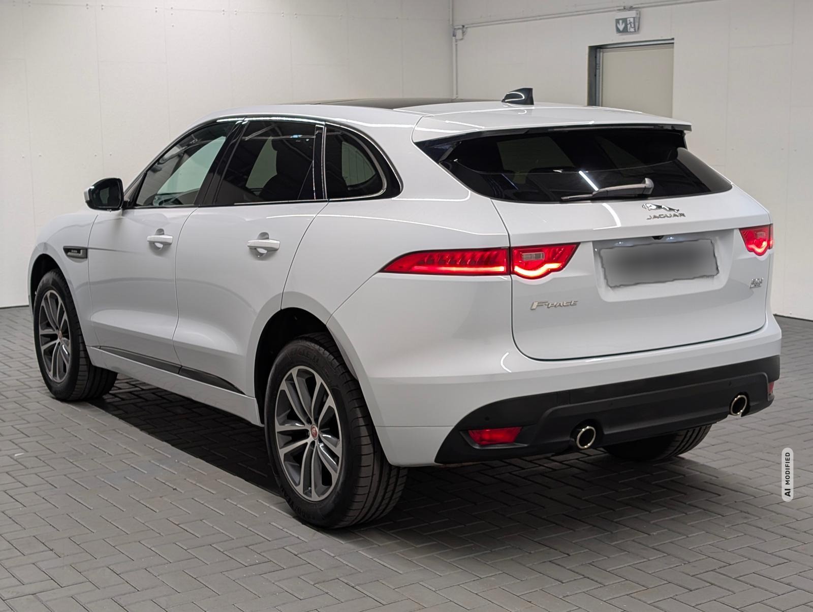 Jaguar F-Pace 