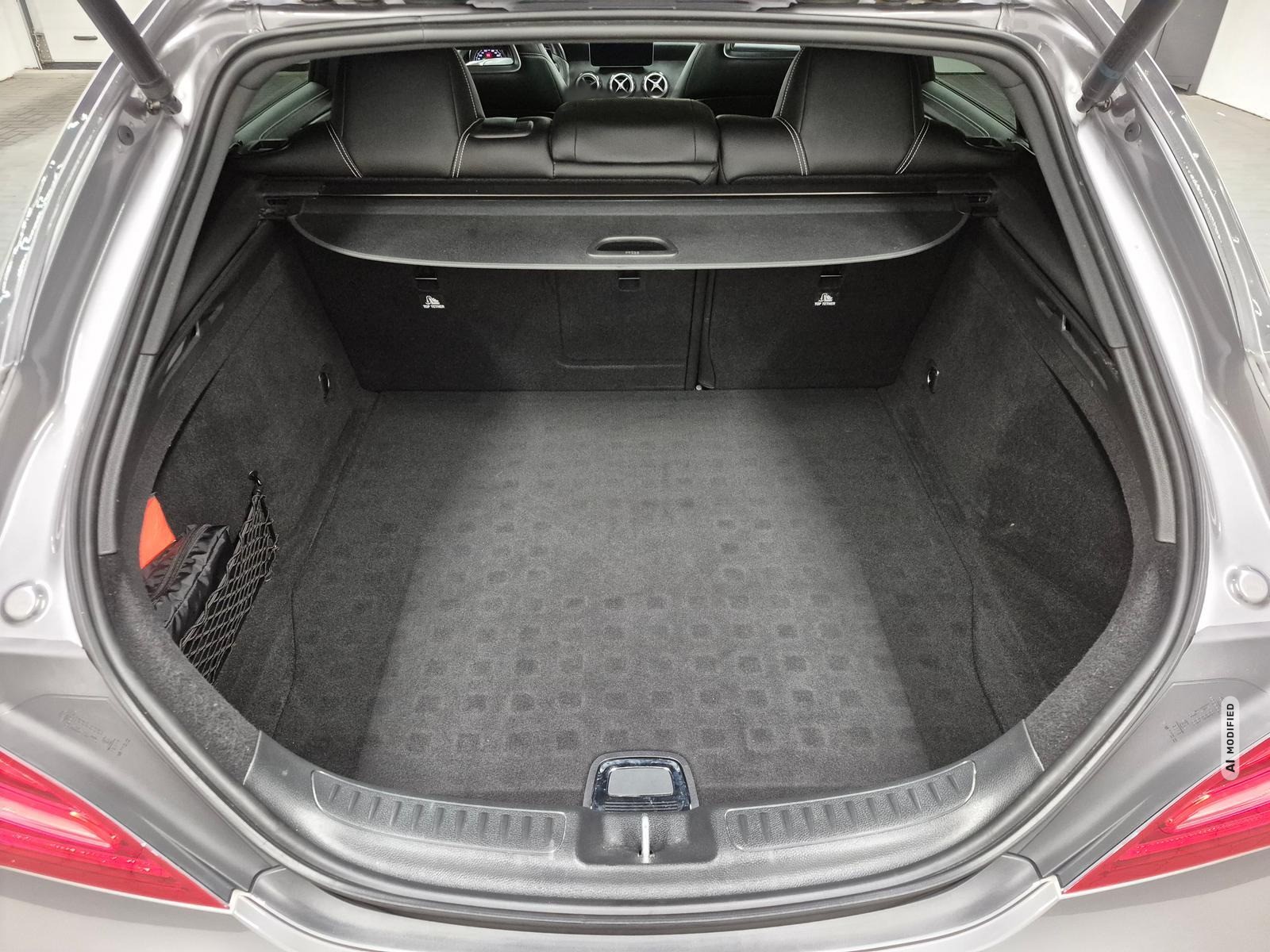Mercedes-Benz CLA 200 Shooting Brake CLA 200 SB AMG-Line LED/Navi/SHZ/Kam/Pano/18-LM