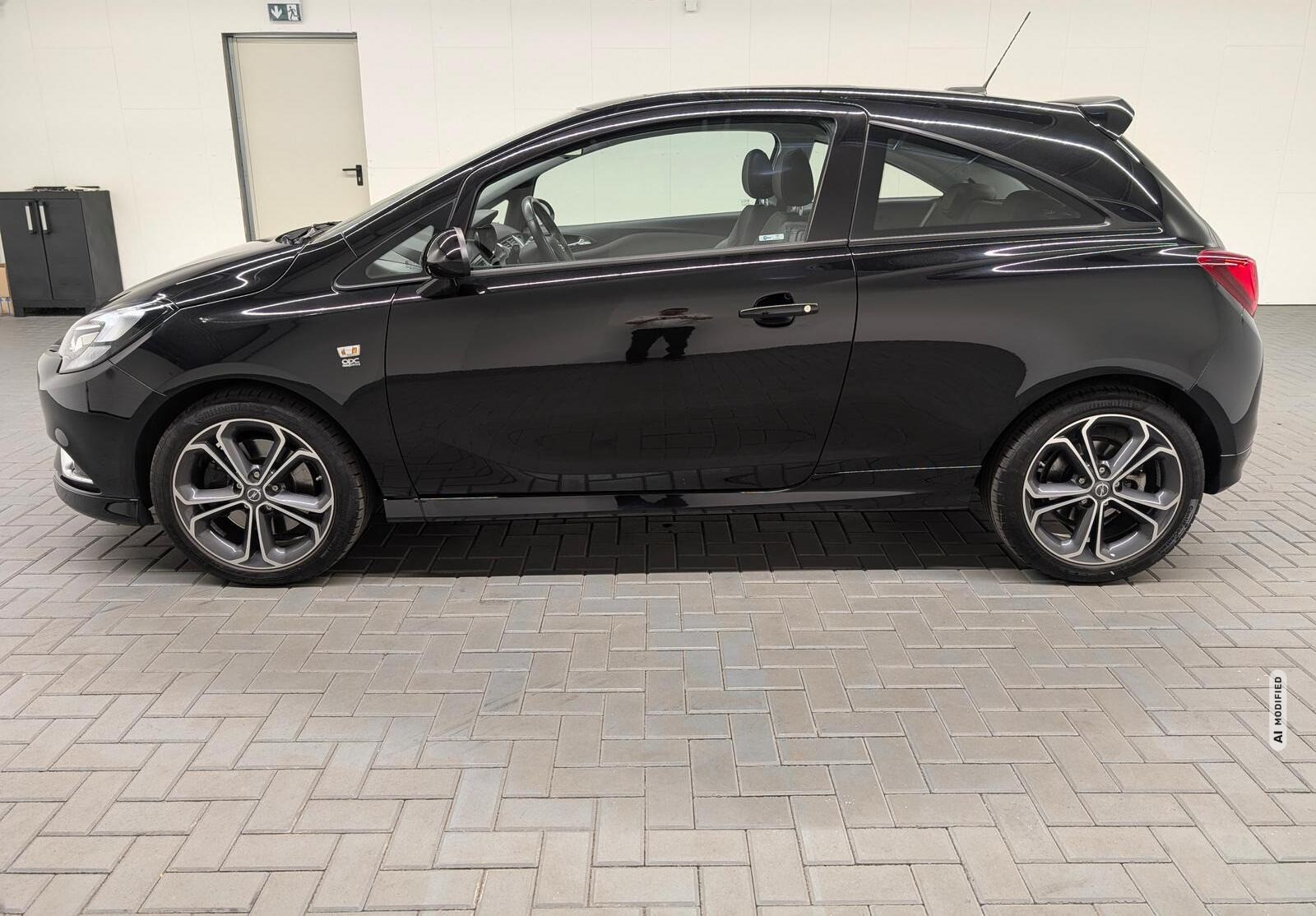 Opel Corsa Innovation OPC-L. Bi-Xenon/PDC/Pano/17-LM