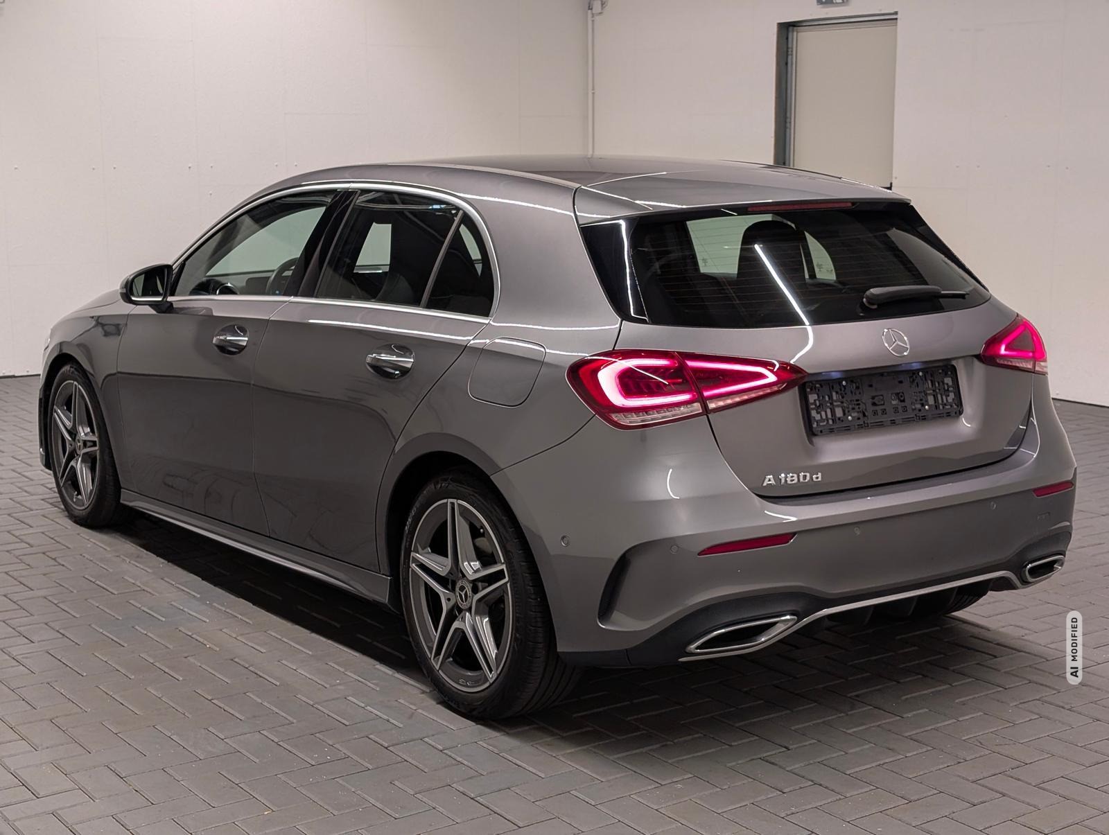 Mercedes-Benz d AMG-Line LED/Navi/SHZ/PDC/Tempom./18-LM