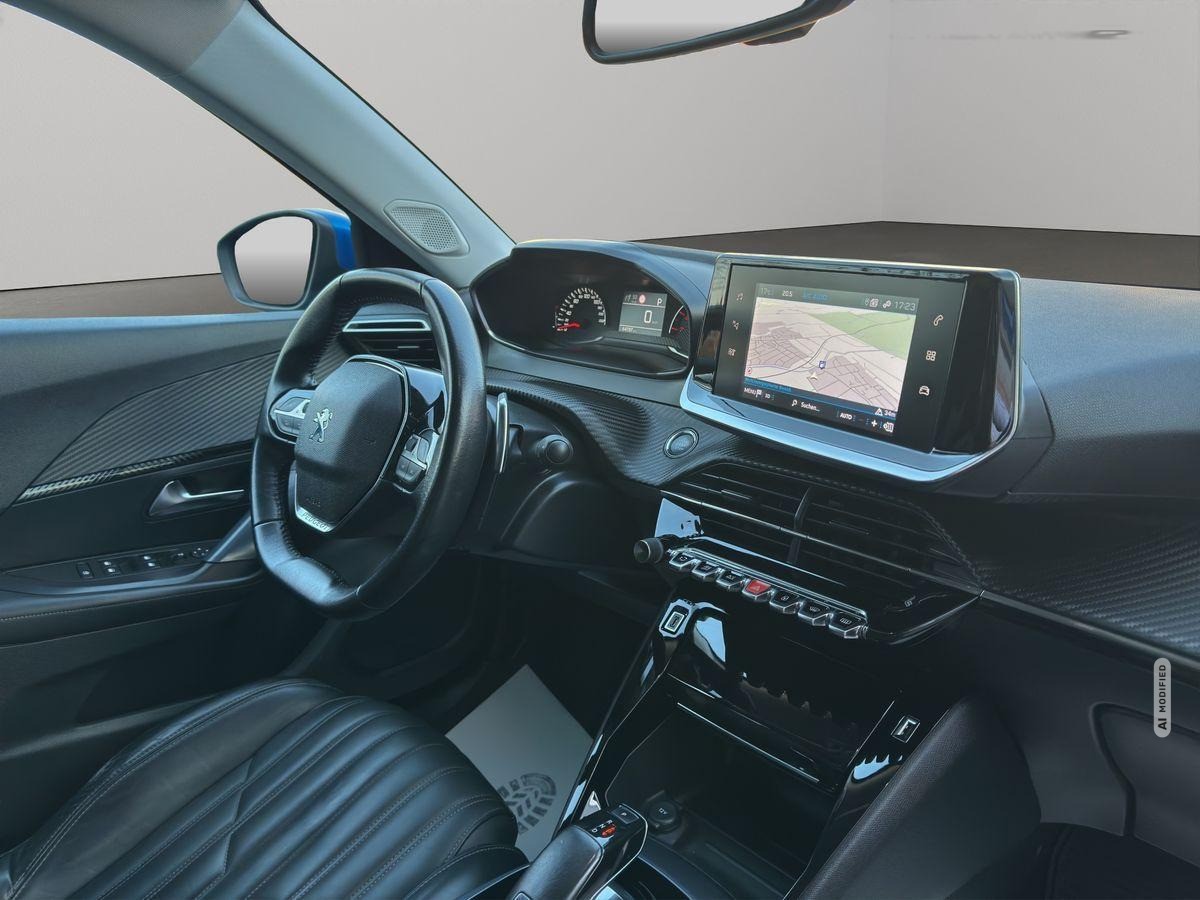 Peugeot 2008 Allure LED/Pano/Carplay/Kam/SHZ/Leder