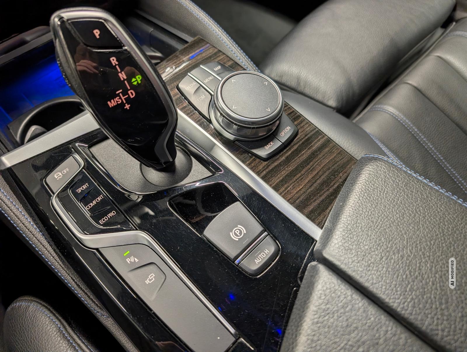 BMW 530 d Touring M-Sport LED/AHK/Leder/360°Kam/HUD