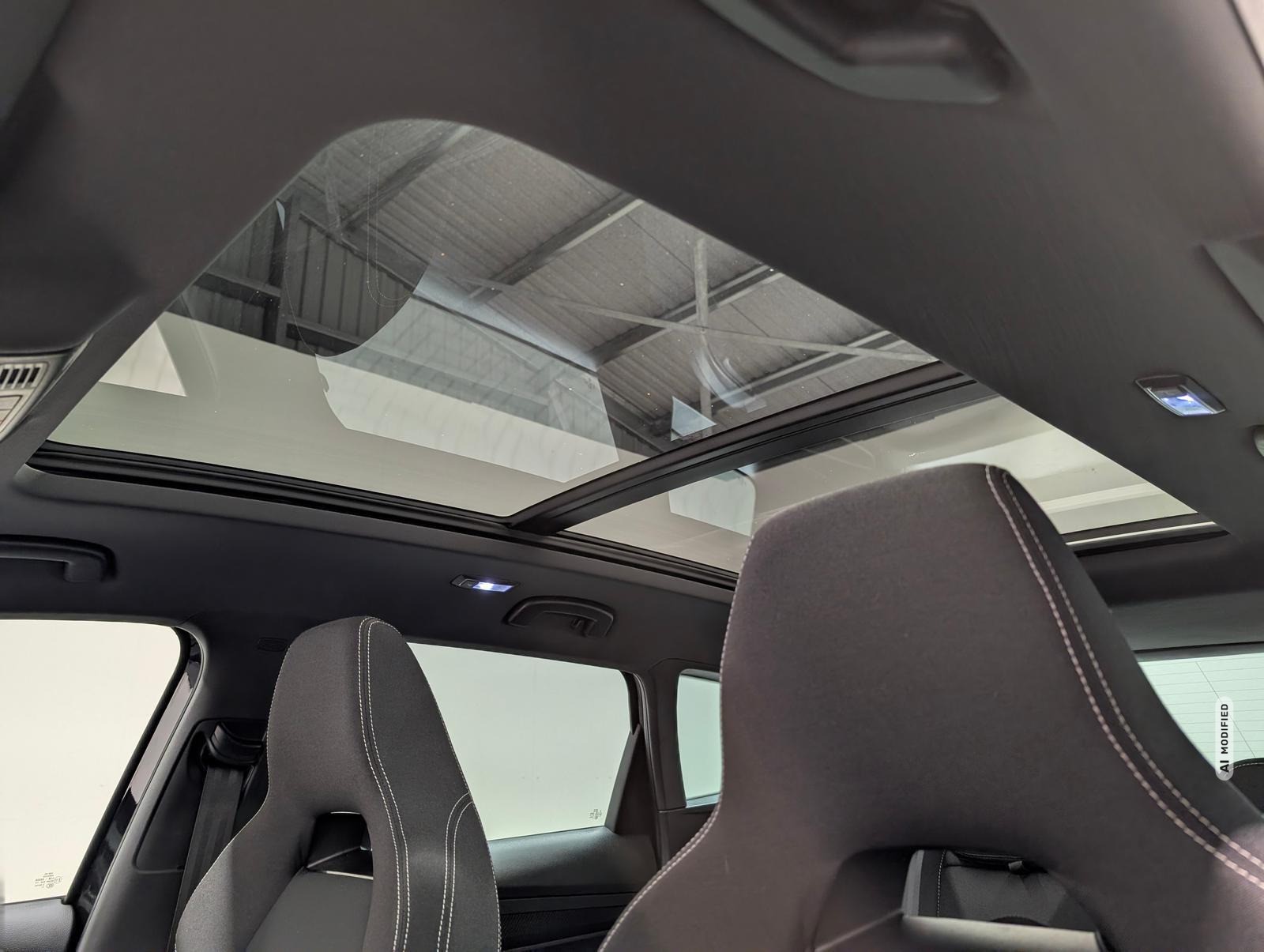 Skoda Karoq 4x4 Sportline Standhz/AHK/Pano/DCC/Canton