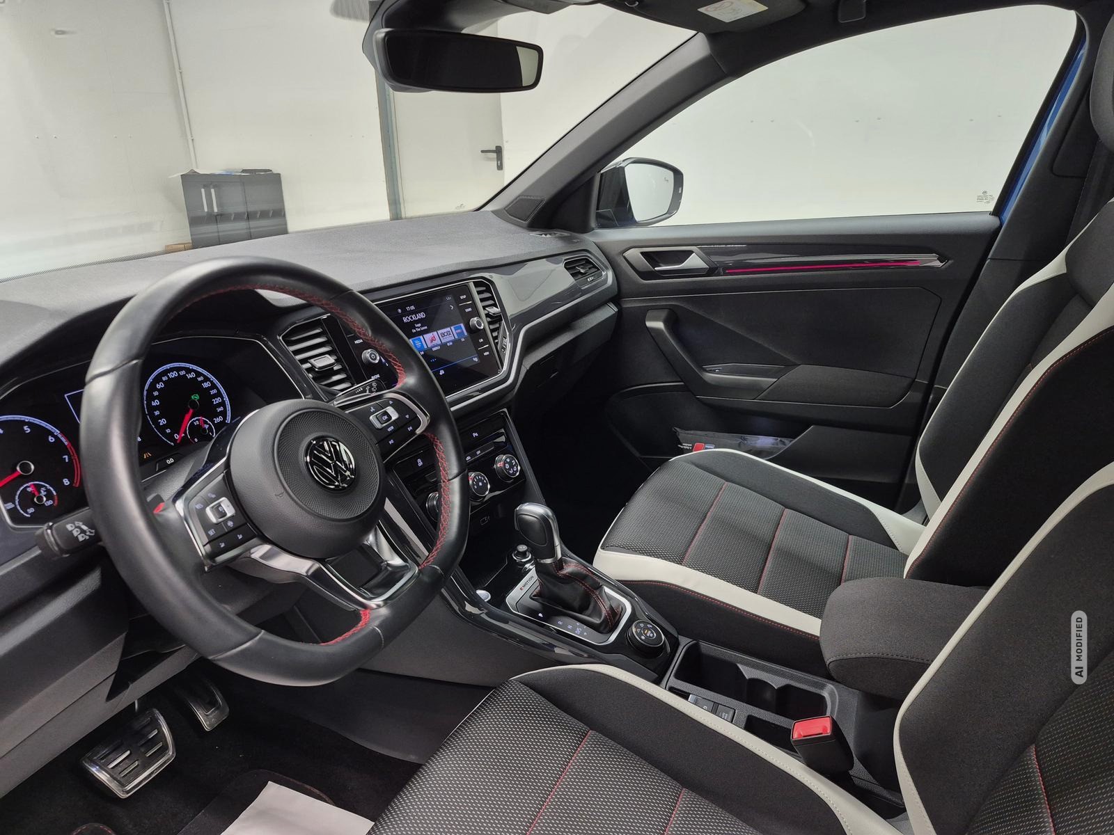 Volkswagen T-Roc 4Motion Sport LED/ACC/el.Heck/PDC/18-LM