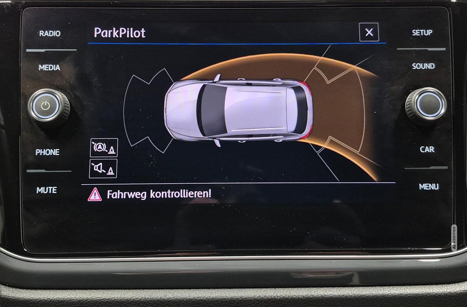 Volkswagen T-Roc 4Motion Sport LED/ACC/el.Heck/PDC/18-LM
