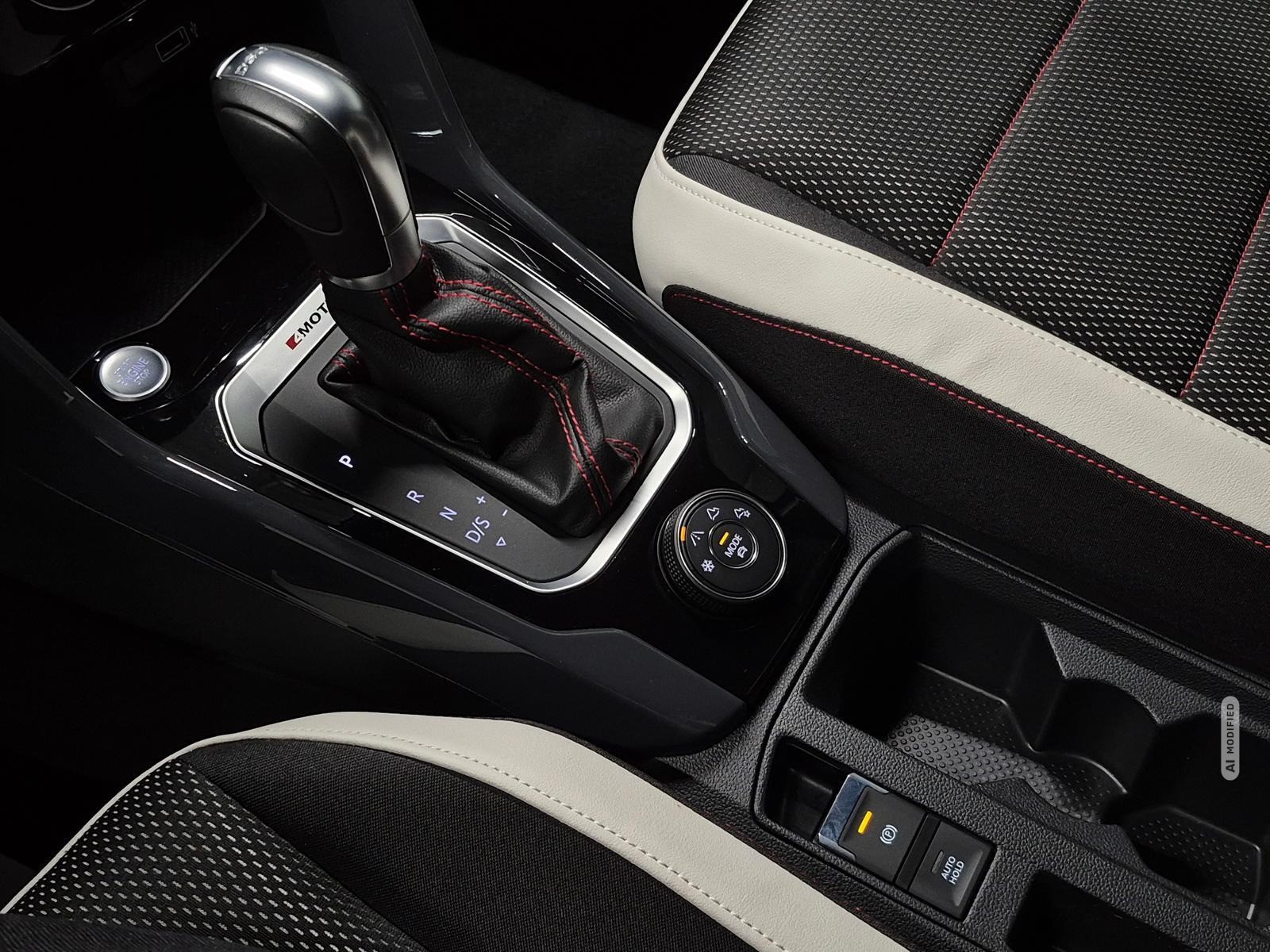 Volkswagen T-Roc 4Motion Sport LED/ACC/el.Heck/PDC/18-LM