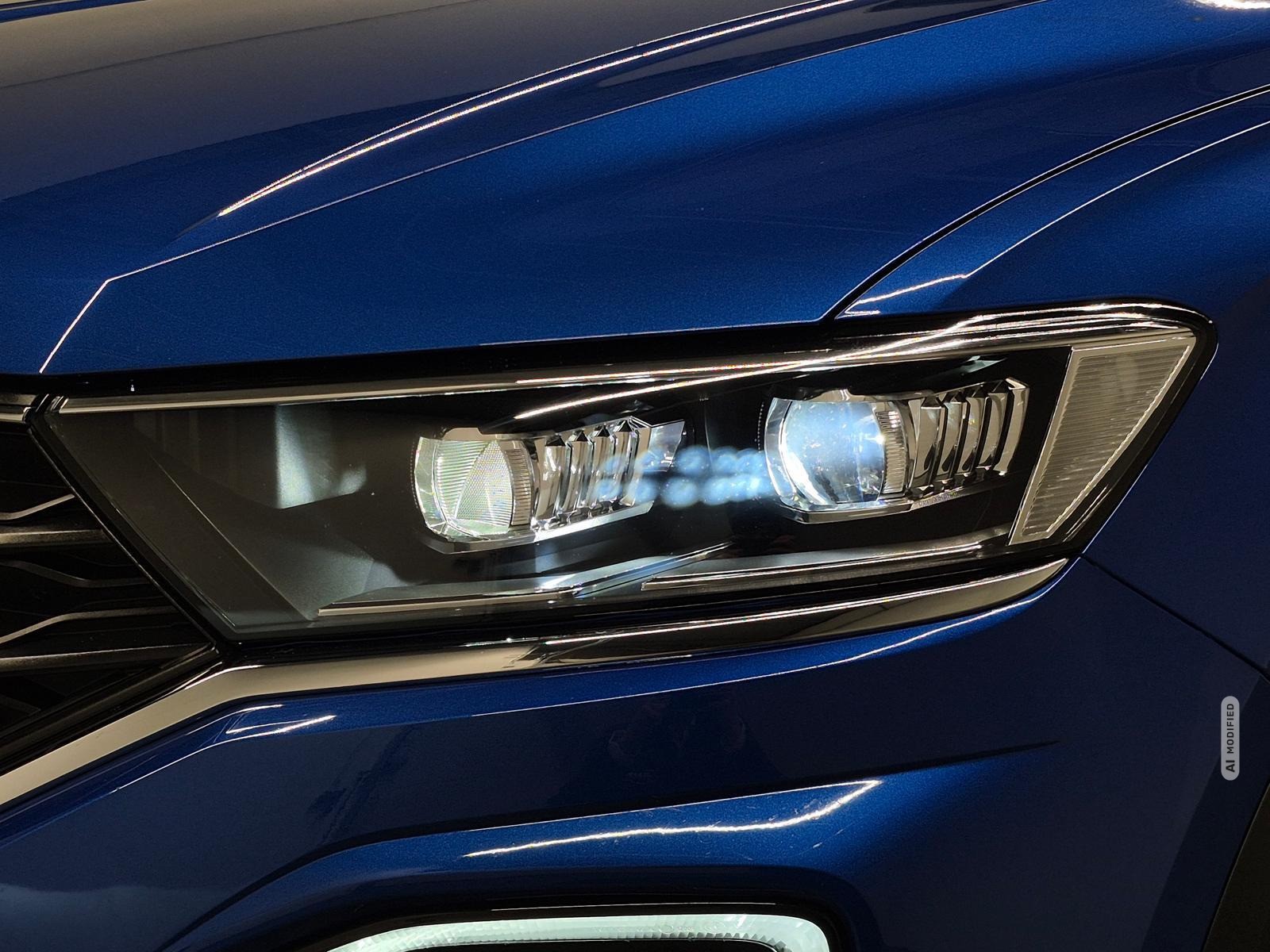 Volkswagen T-Roc 4Motion Sport LED/ACC/el.Heck/PDC/18-LM