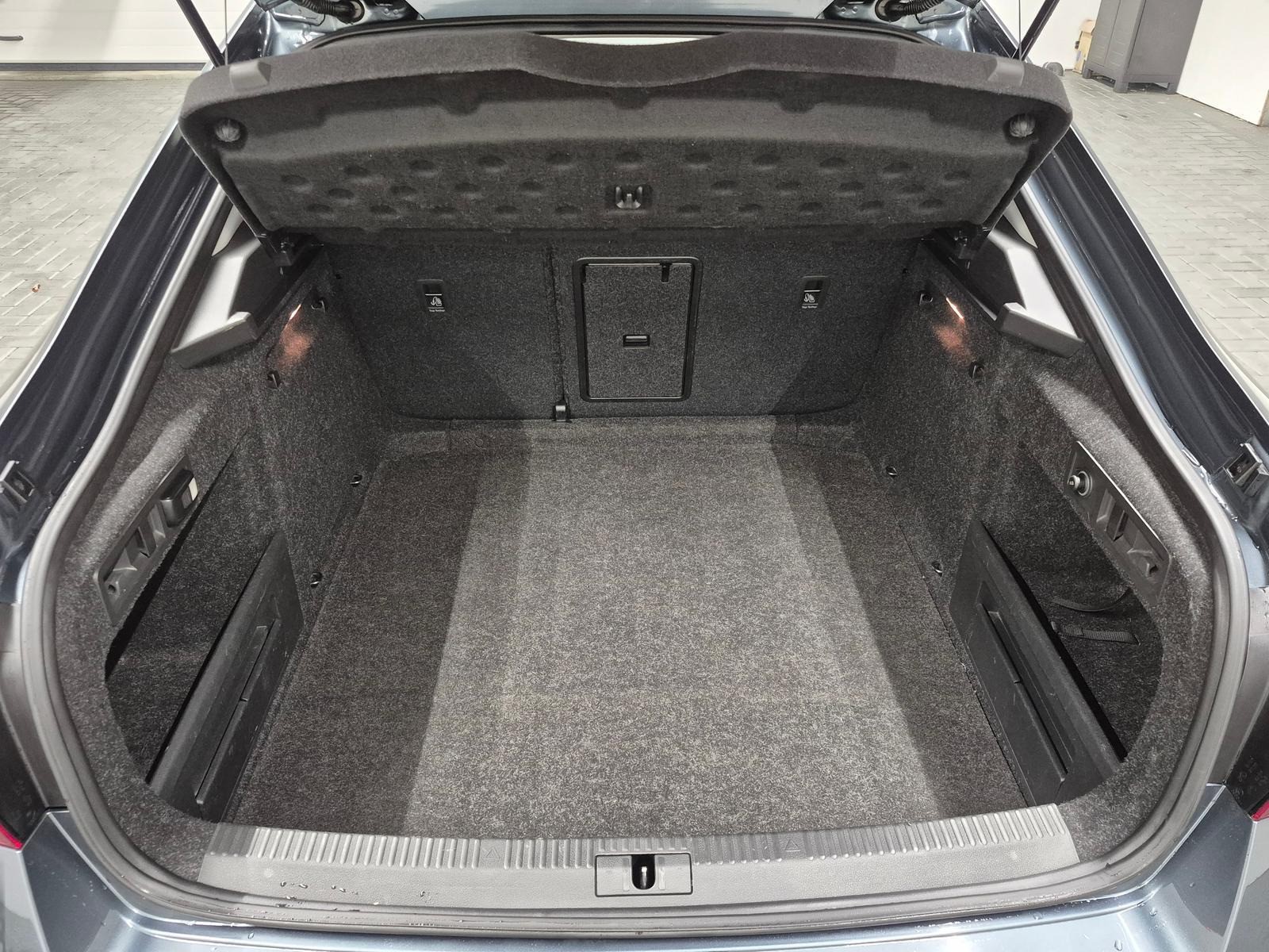 Skoda Superb DAB/SHZ/PDC/AHK/Tempom./16-LM