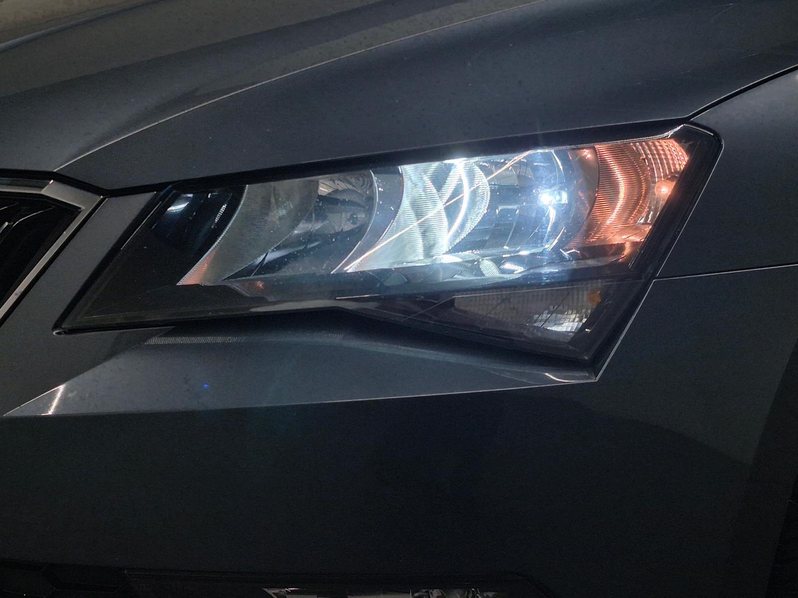 Skoda Superb DAB/SHZ/PDC/AHK/Tempom./16-LM