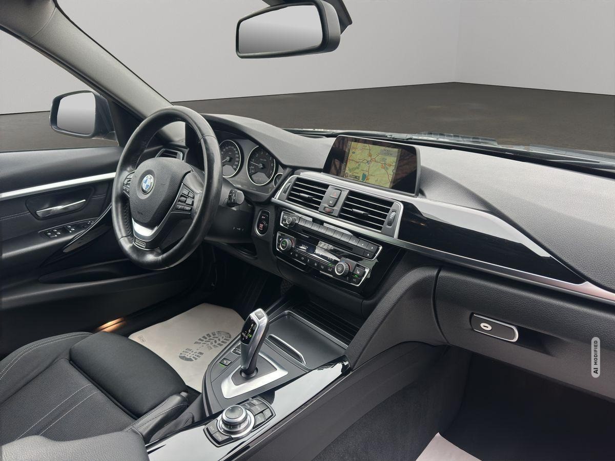 BMW 330 i Touring Sport-Line LED/Navi/HUD/SHZ/AHK/elH