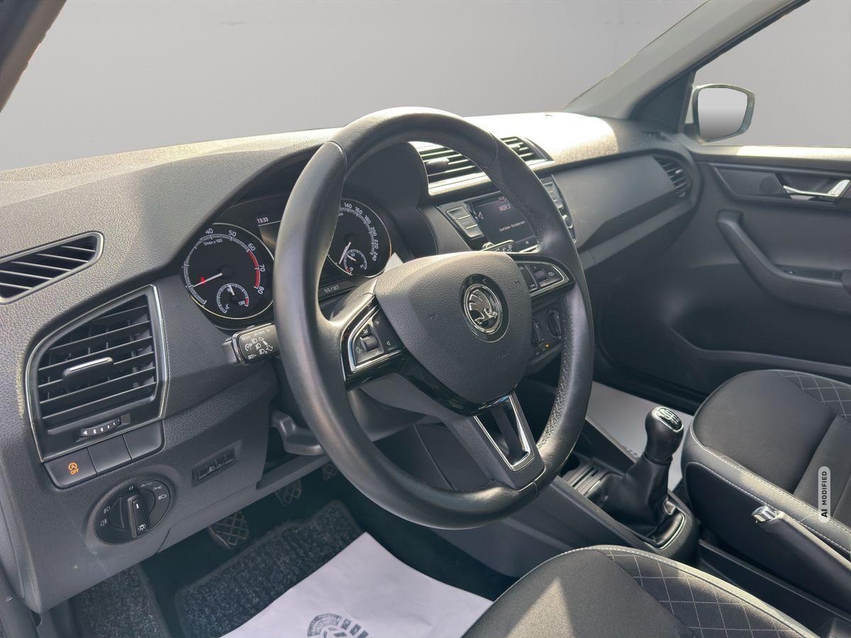 Skoda Fabia Carplay/SHZ/PDC/Bluetooth