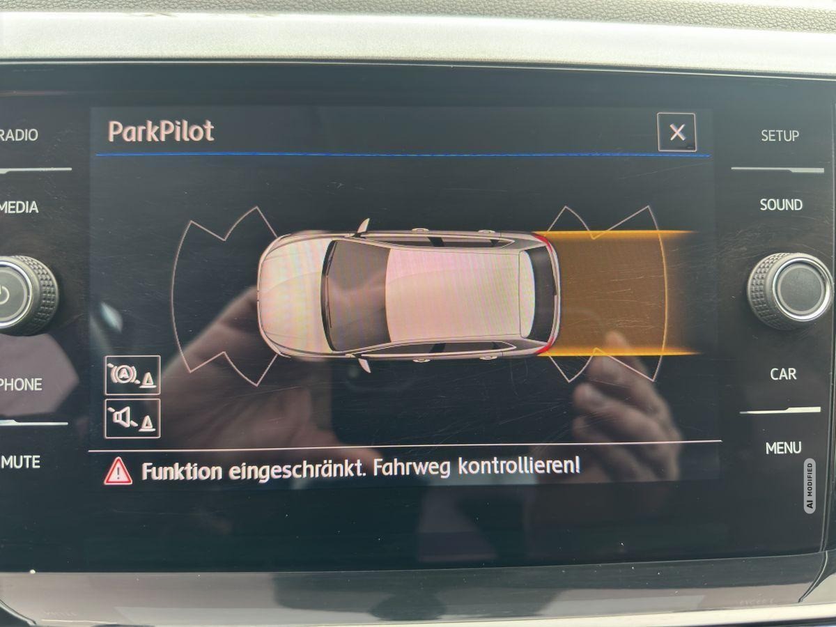 Volkswagen Polo Highline LED/SHZ/ACC/Bluetooth/16-LM