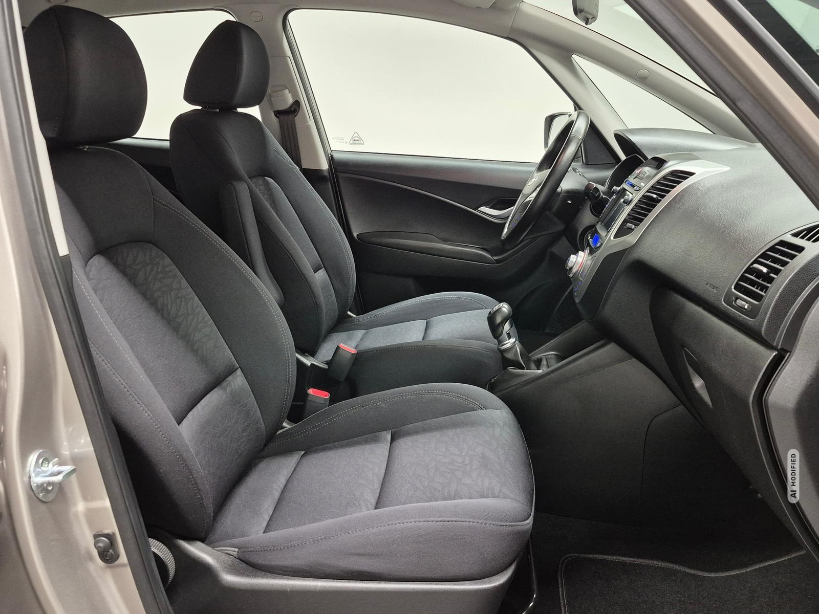Hyundai ix20 Navi/Klimaaut./SHZ/LHZ/Kam/Tempom./16-LM