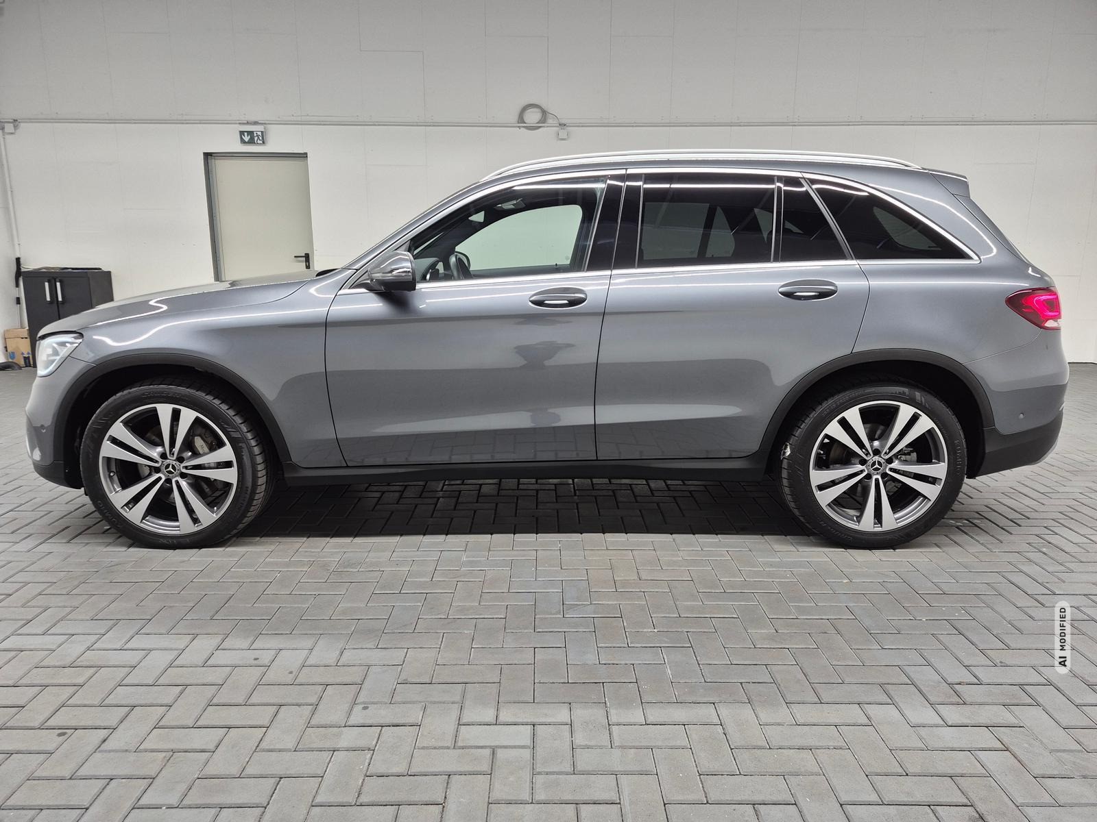 Mercedes-Benz GLC 400 GLC400 4M LED/Navi/Pano/SHZ/Luft/AHK/360°/20-LM