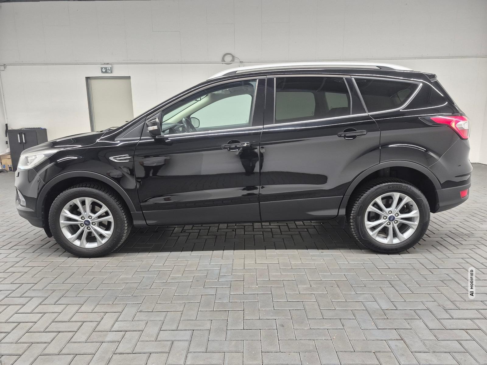 Ford Kuga Titanium Bi-Xenon/Navi/Pano/ACC/SHZ/Kam/DAB