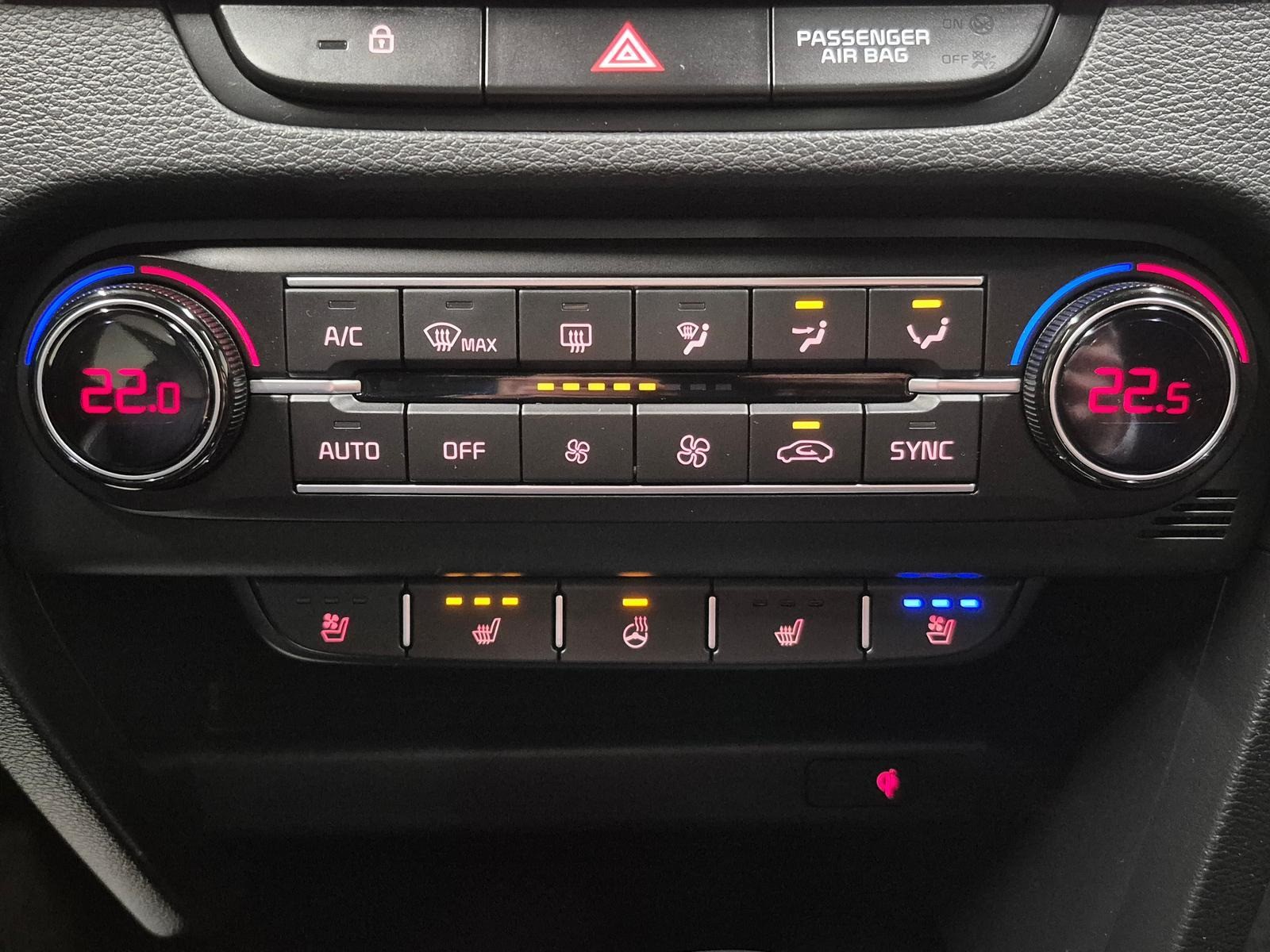 Kia XCeed Platinum LED/Navi/Pano/JBL/4xSHZ/Kam/18LM