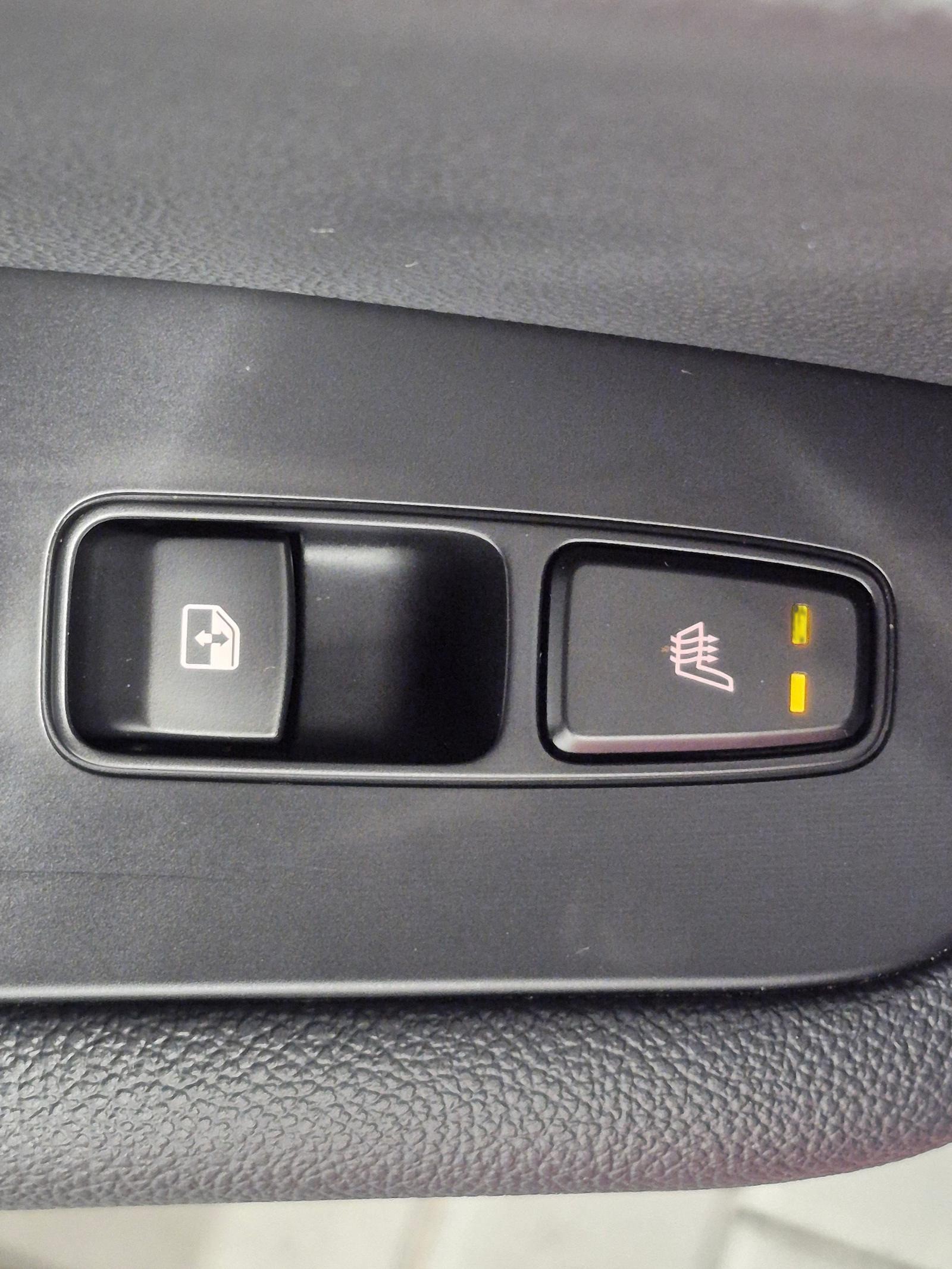 Kia XCeed Platinum LED/Navi/Pano/JBL/4xSHZ/Kam/18LM
