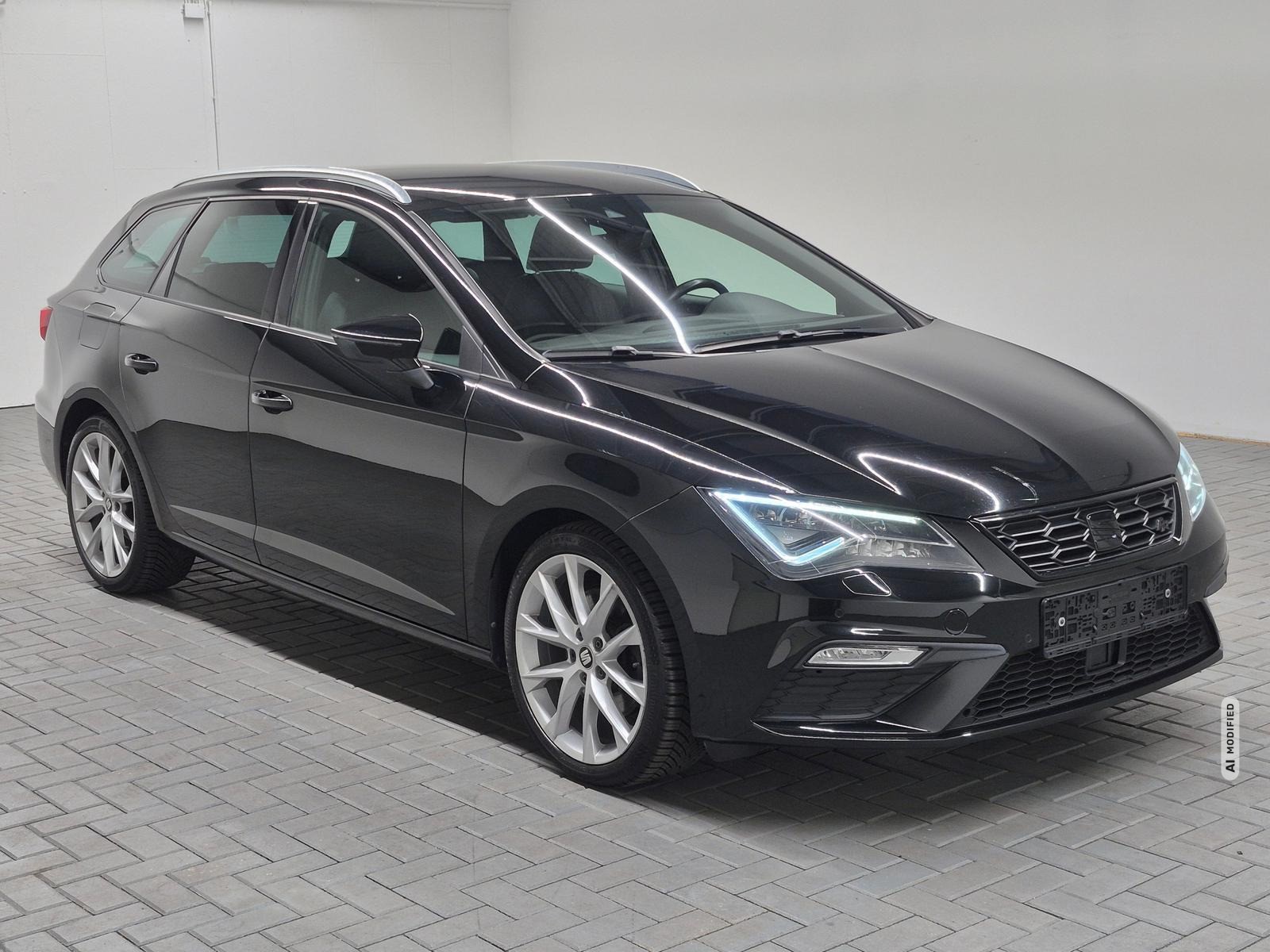Seat Leon ST FR LED/Navi/Beats/Keyl./DCC/SHZ/Kam/18LM