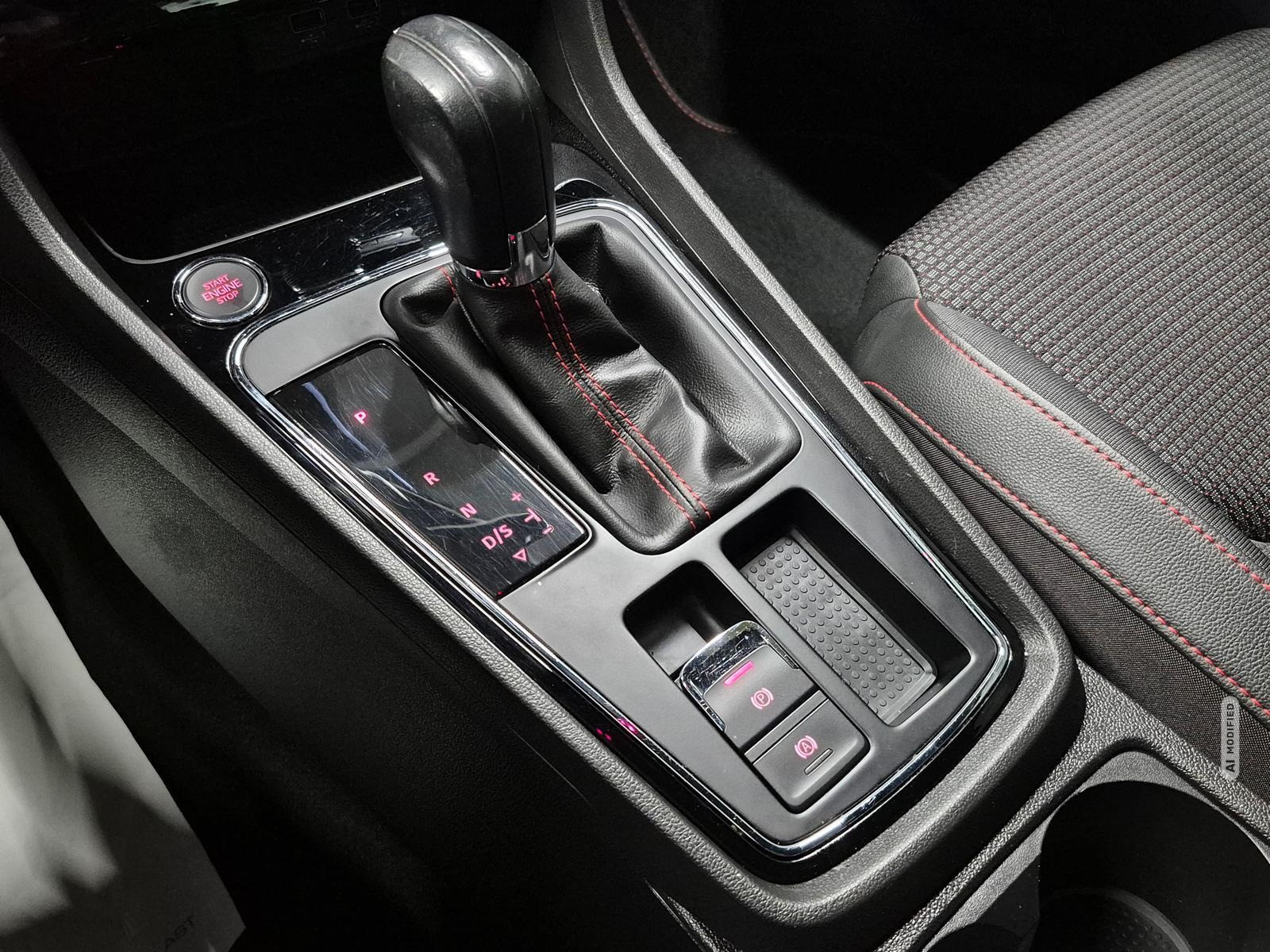 Seat Leon ST FR LED/Navi/Beats/Keyl./DCC/SHZ/Kam/18LM