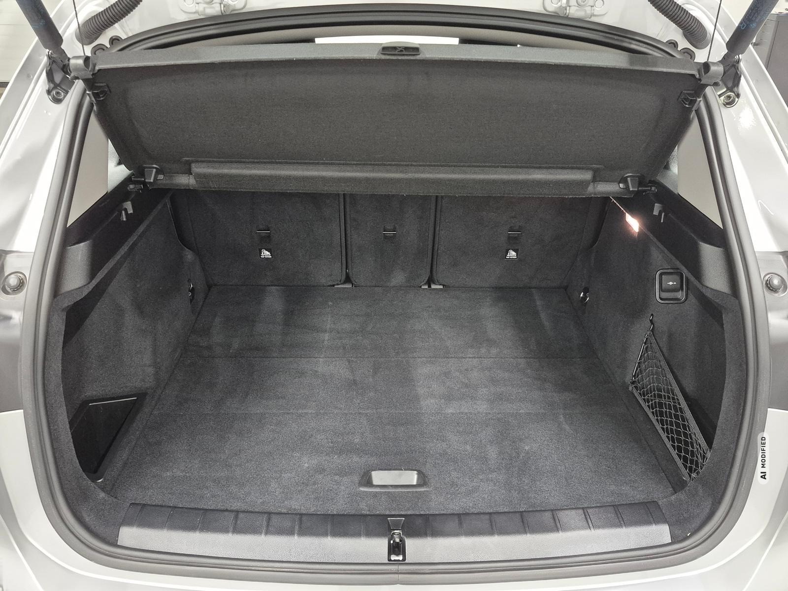 BMW X1 sDrive 18i  Navi/PDC/Tempom./17-LM