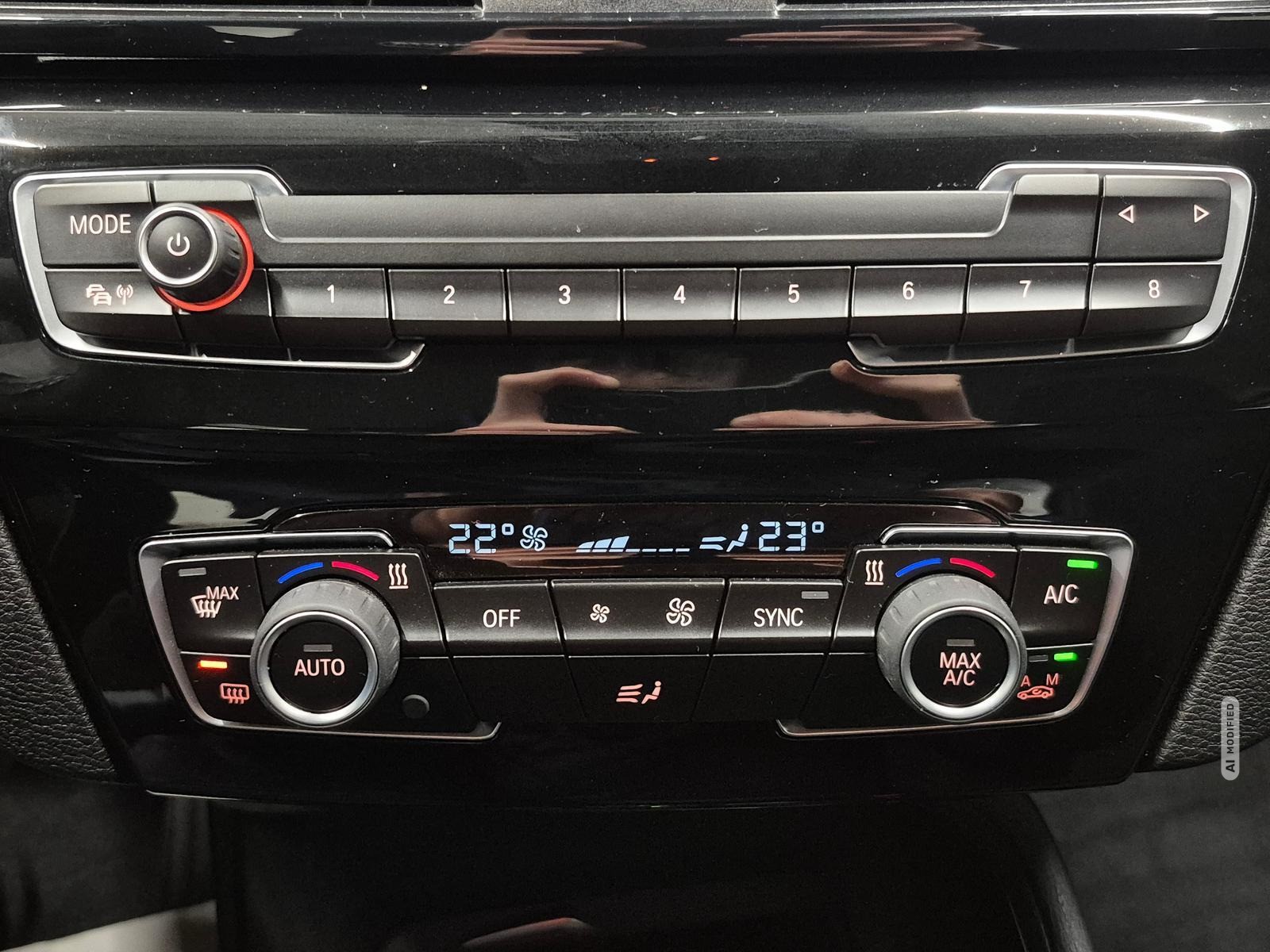 BMW X1 sDrive 18i  Navi/PDC/Tempom./17-LM