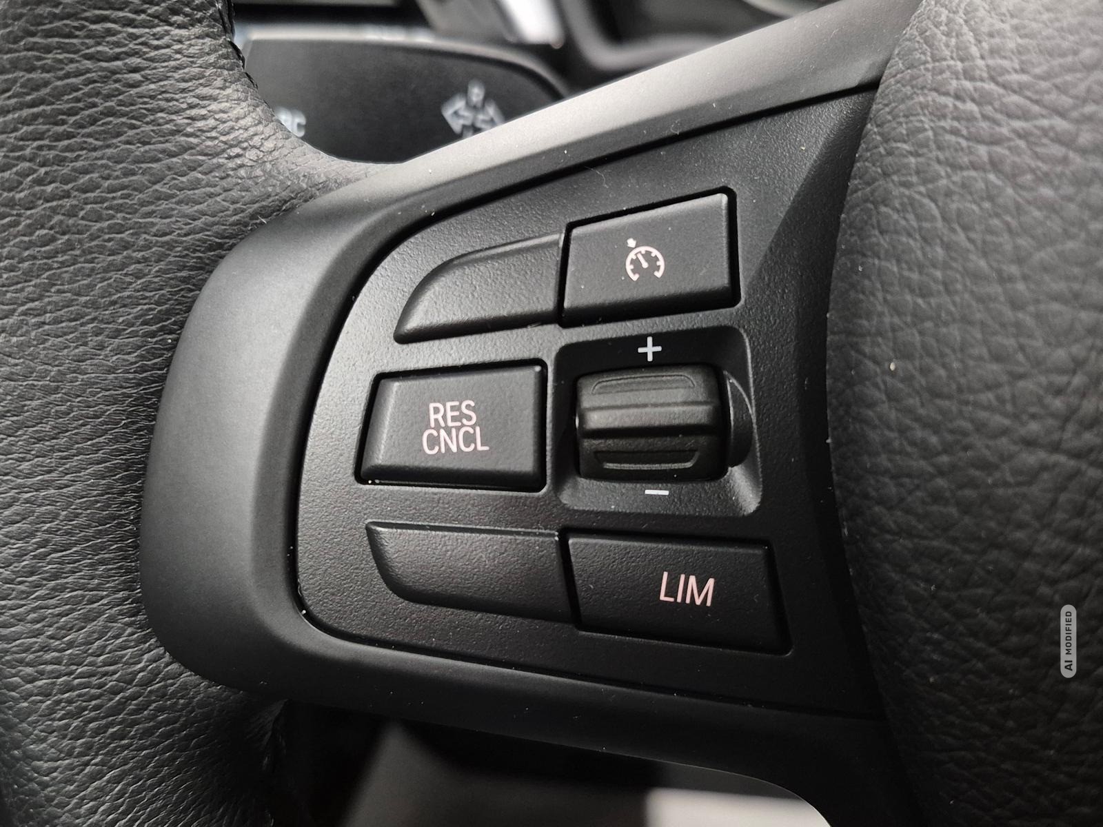 BMW X1 sDrive 18i  Navi/PDC/Tempom./17-LM