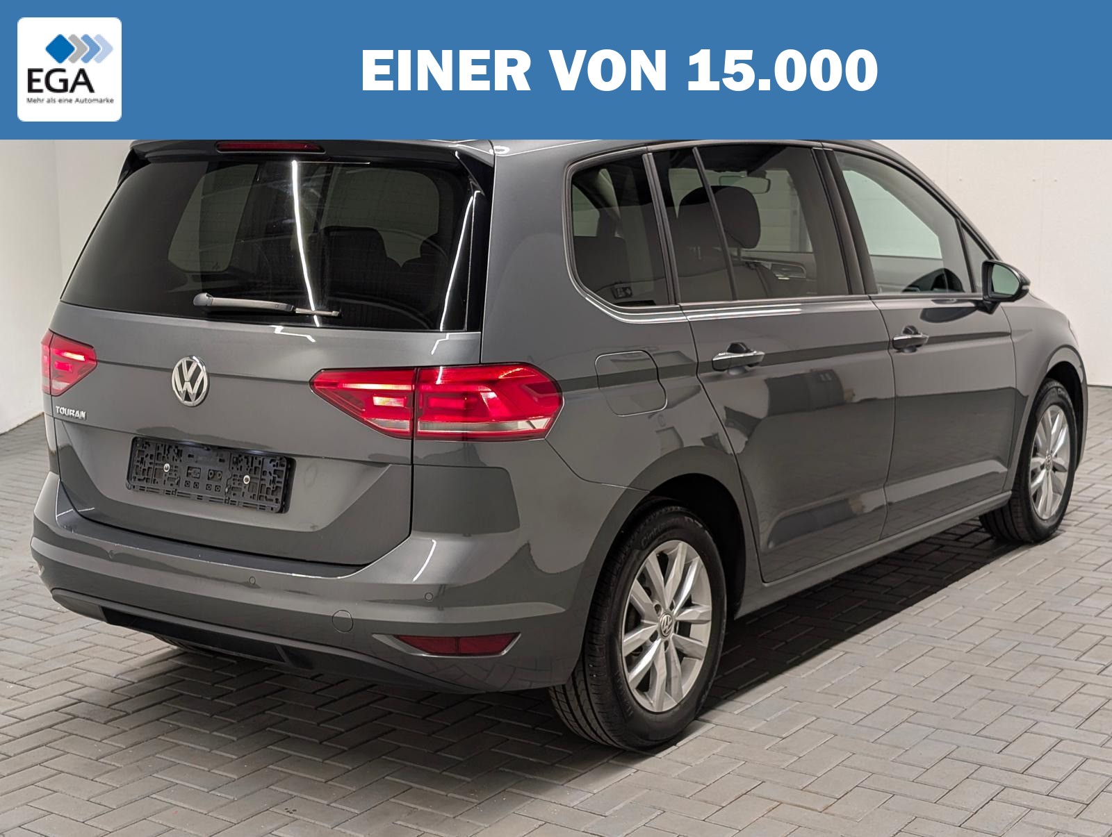 Volkswagen Touran 7-Sitzer/LED/Navi/AHK/SHZ/Kam/ACC/16-LM