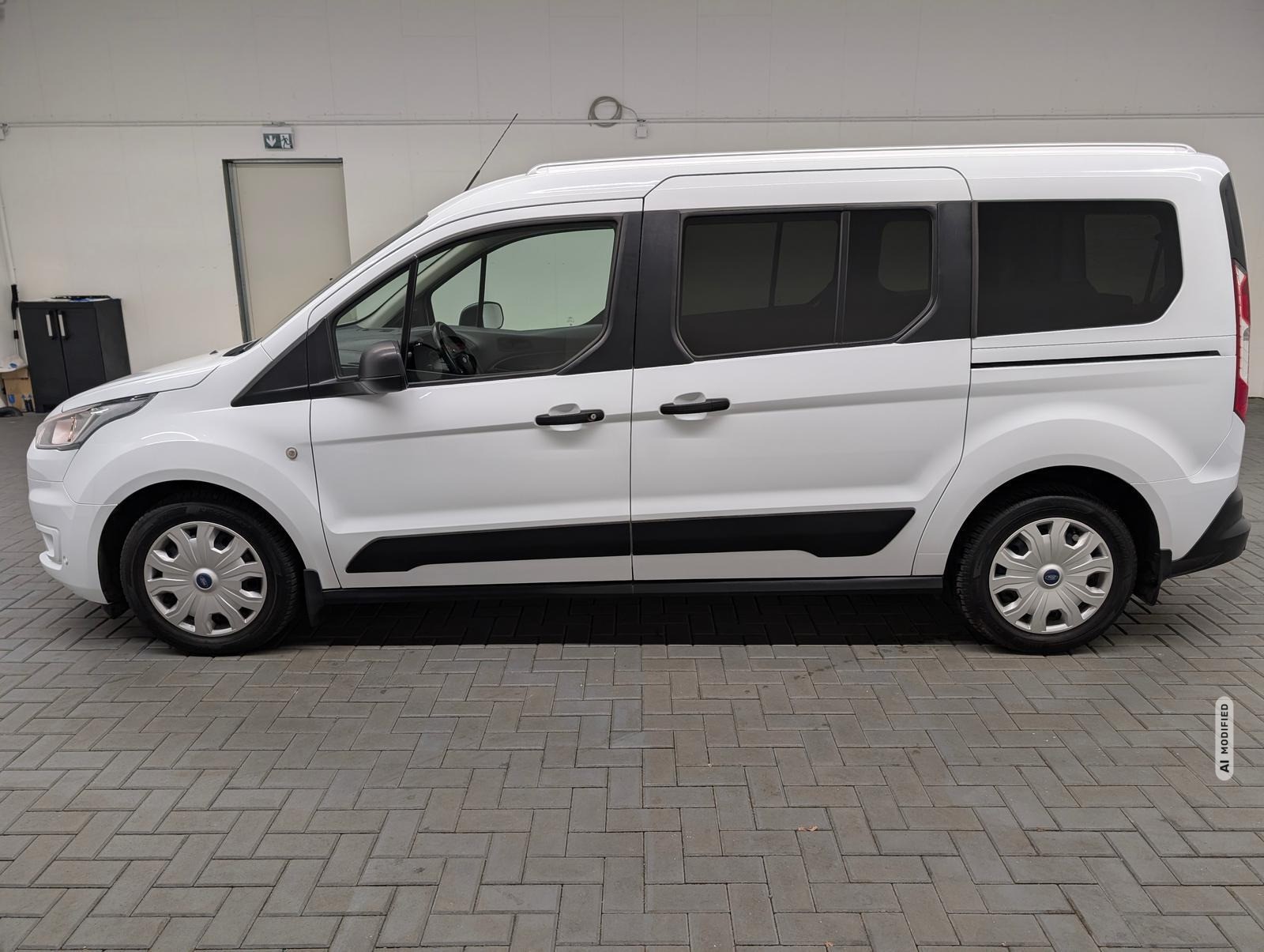 Ford Transit Connect 7-Sitzer/SHZ/PDC/AHK/Tempom.
