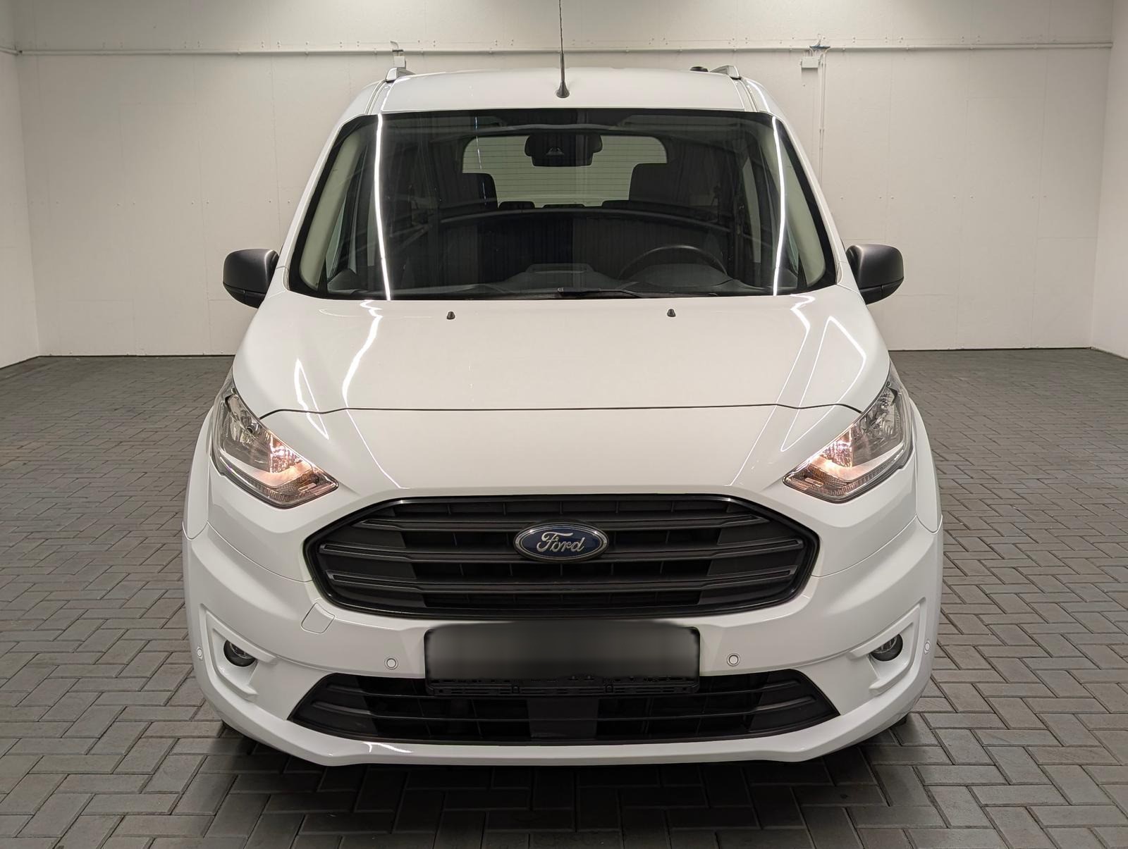 Ford Transit Connect 7-Sitzer/SHZ/PDC/AHK/Tempom.
