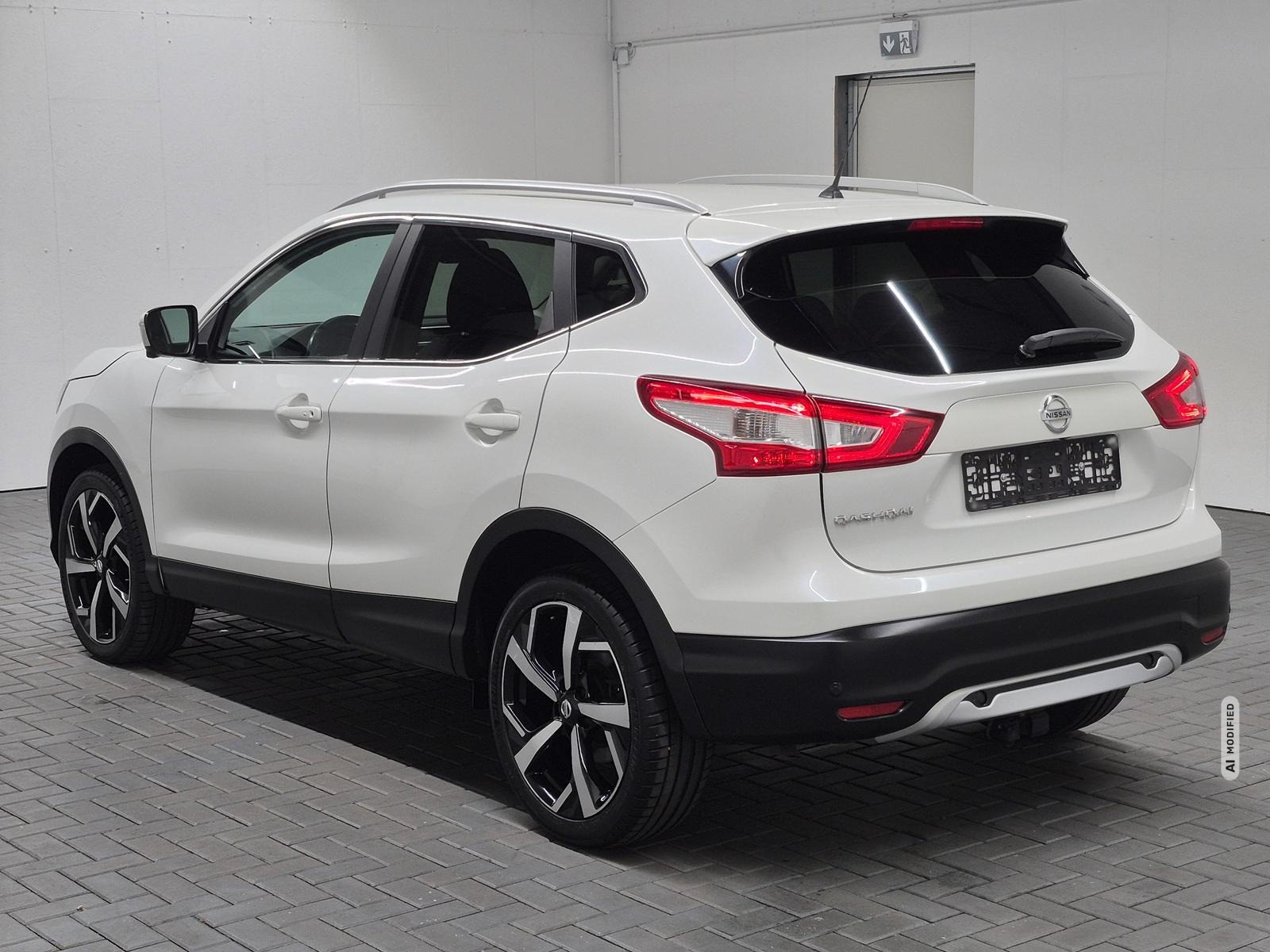 Nissan Qashqai Black Edition LED/Navi/360°/SHZ/AHK/19LM
