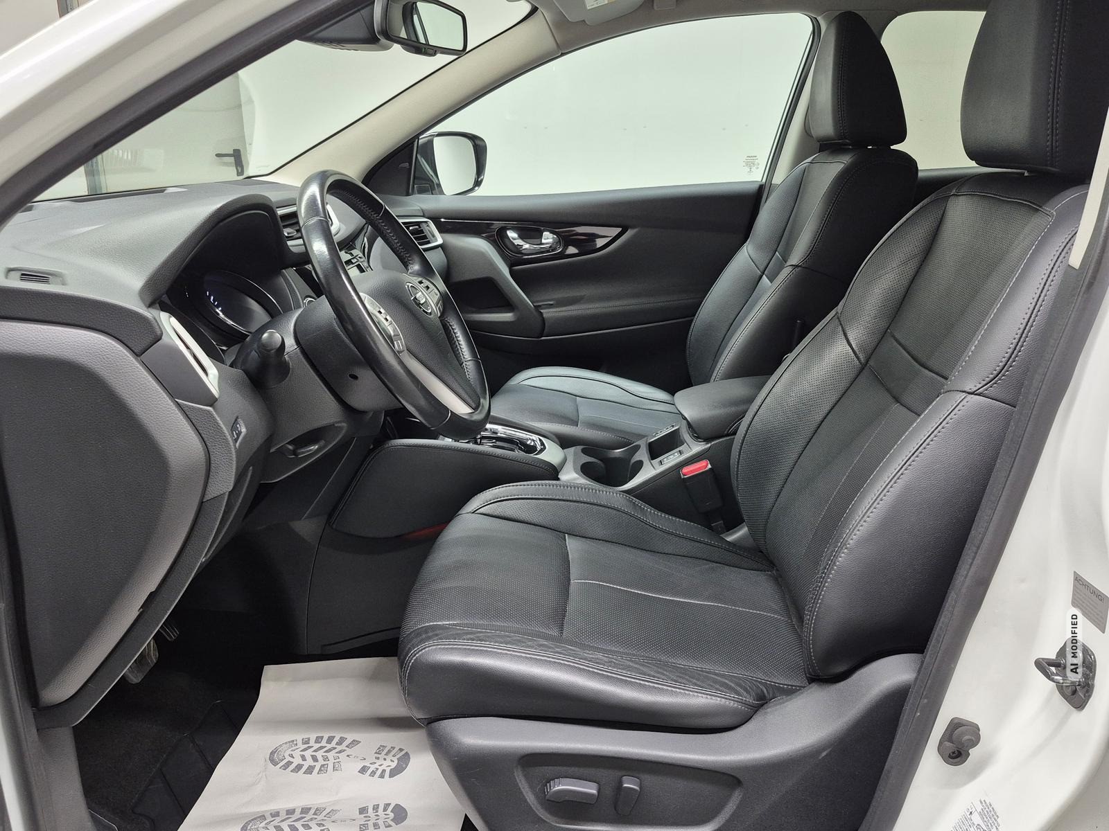 Nissan Qashqai Black Edition LED/Navi/360°/SHZ/AHK/19LM