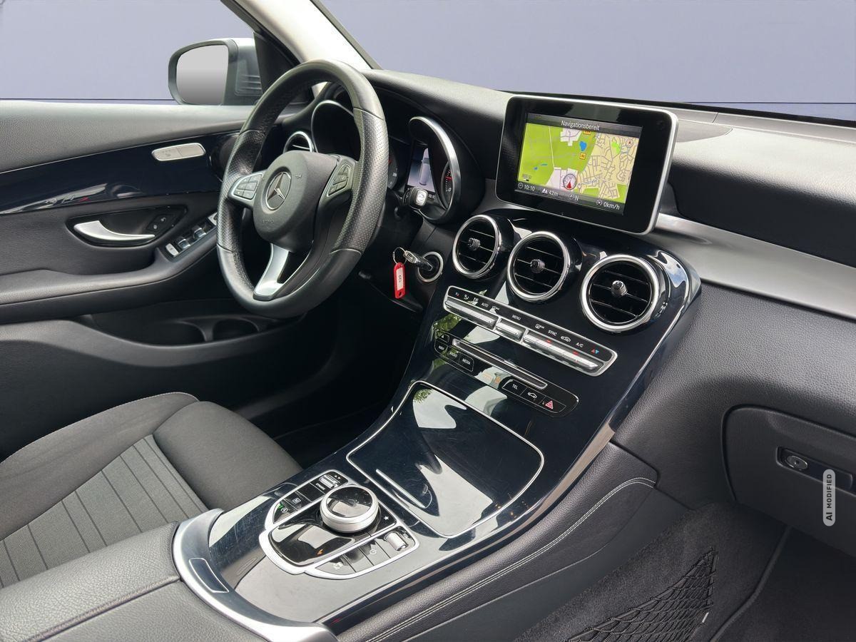 Mercedes-Benz GLC 250 d 4Matic LED/AHK/Kam/Navi/SHZ/ACC
