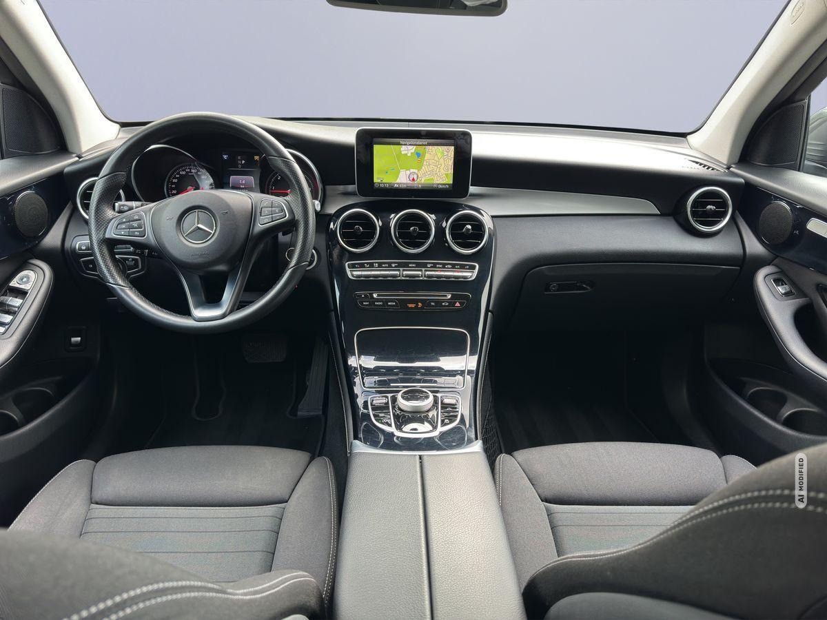 Mercedes-Benz GLC 250 d 4Matic LED/AHK/Kam/Navi/SHZ/ACC