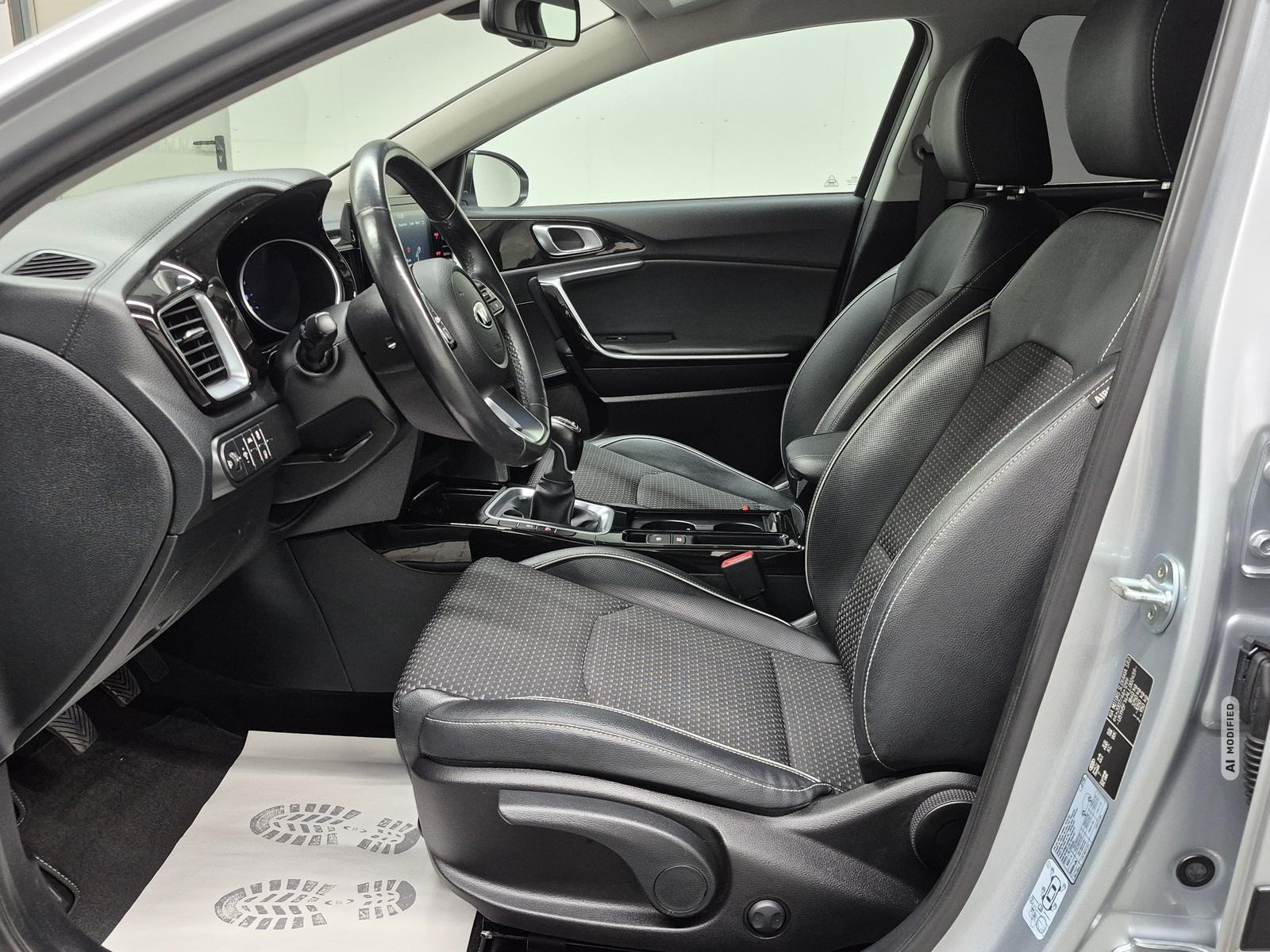 Kia XCeed Vision LED/Carplay/SHZ/LHZ/Kam/Tempom/18LM